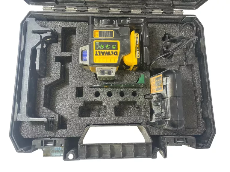 laser-krzyzowy-dewalt-dce089-walizka-maksymalny-zasieg-pracy-60