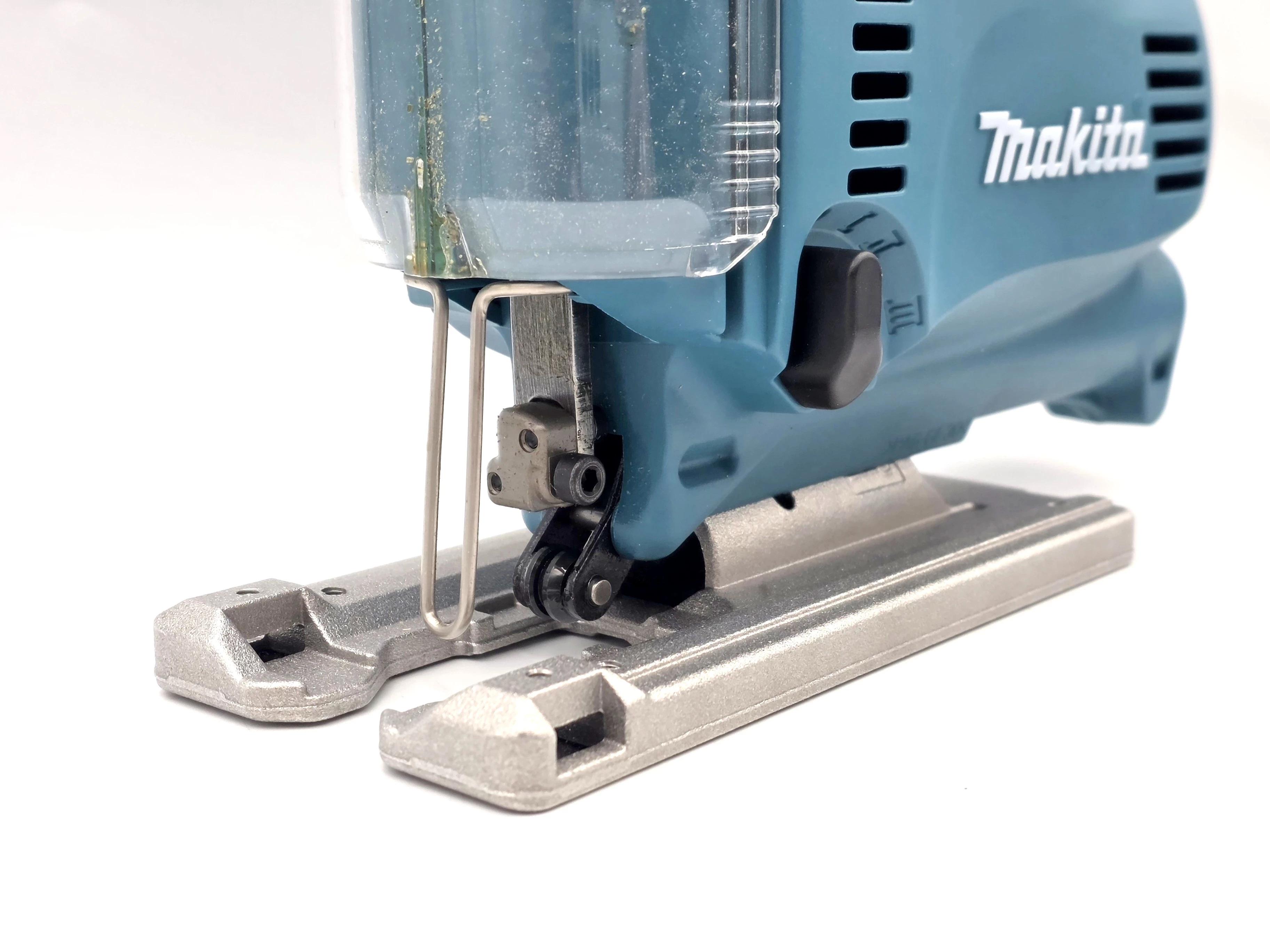 wyrzynarka-makita-4329-450w-3100rpm-mocowanie-brzeszczotu-205041-222245