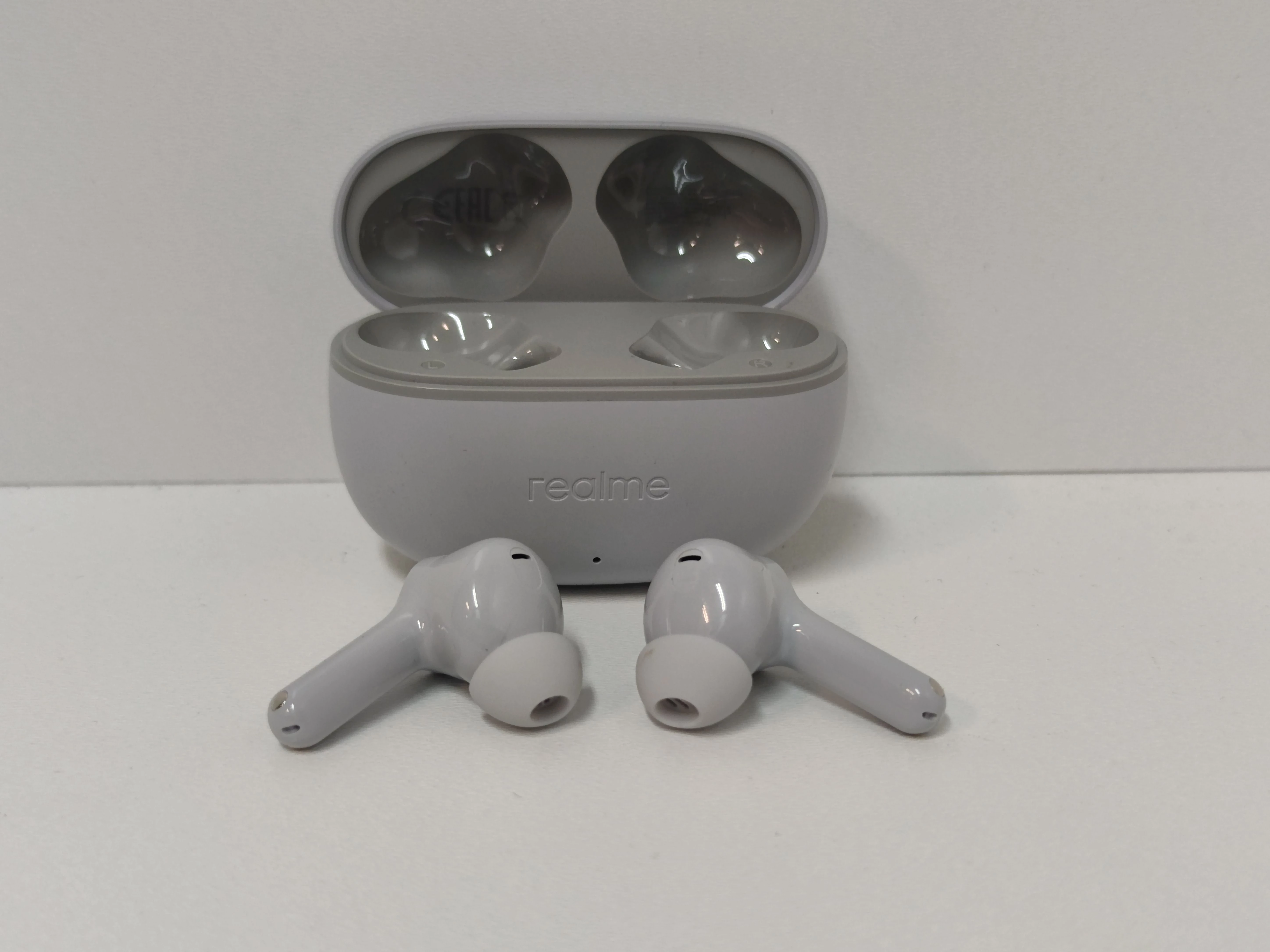 sluchawki-bluetooth-realme-buds-t200-jagiellonska-14-sanok-tsc2-spj