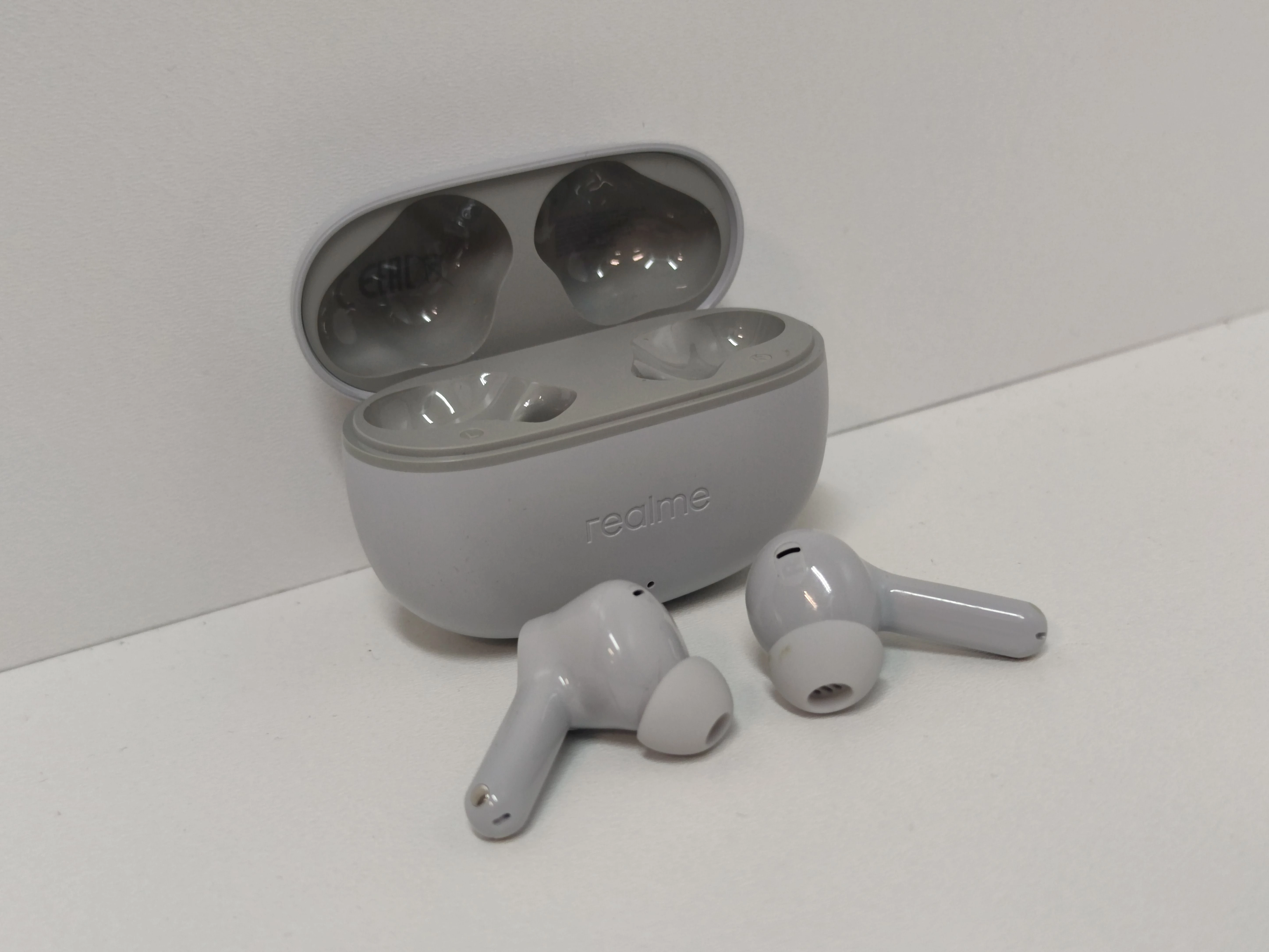 sluchawki-bluetooth-realme-buds-t200-ean-gtin-9331774157548