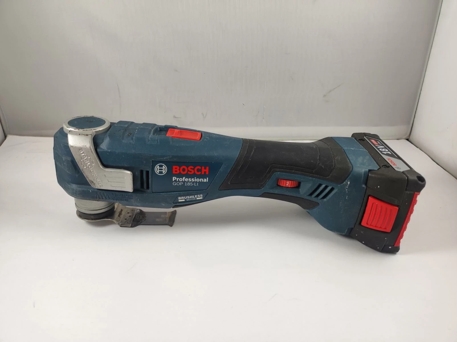 szlifierka-urzadzenie-wielofunkcyjne-bosch-gop-185-li-aku-20ah-wielka-rzeznicka-1-srem-centrum