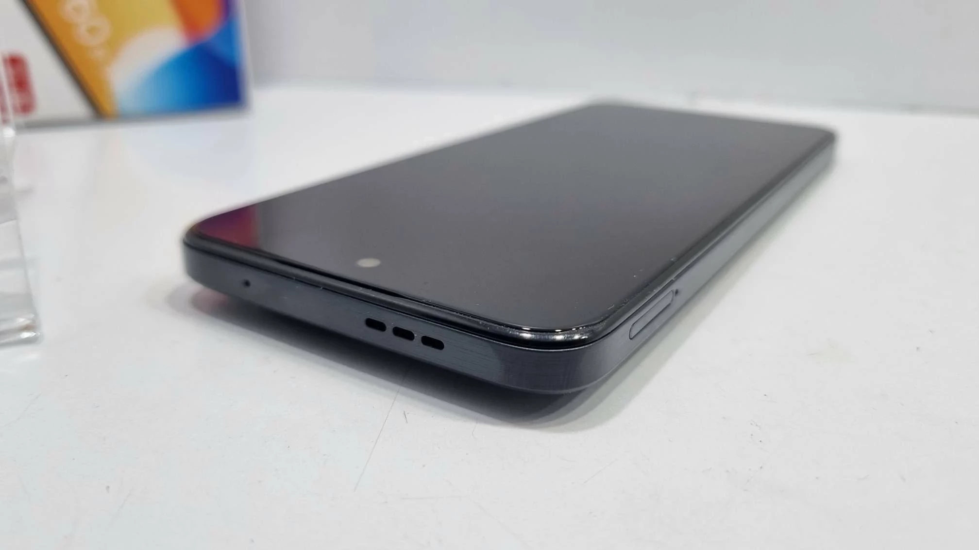 tcl-60r-1284-przekatna-ekranu-667