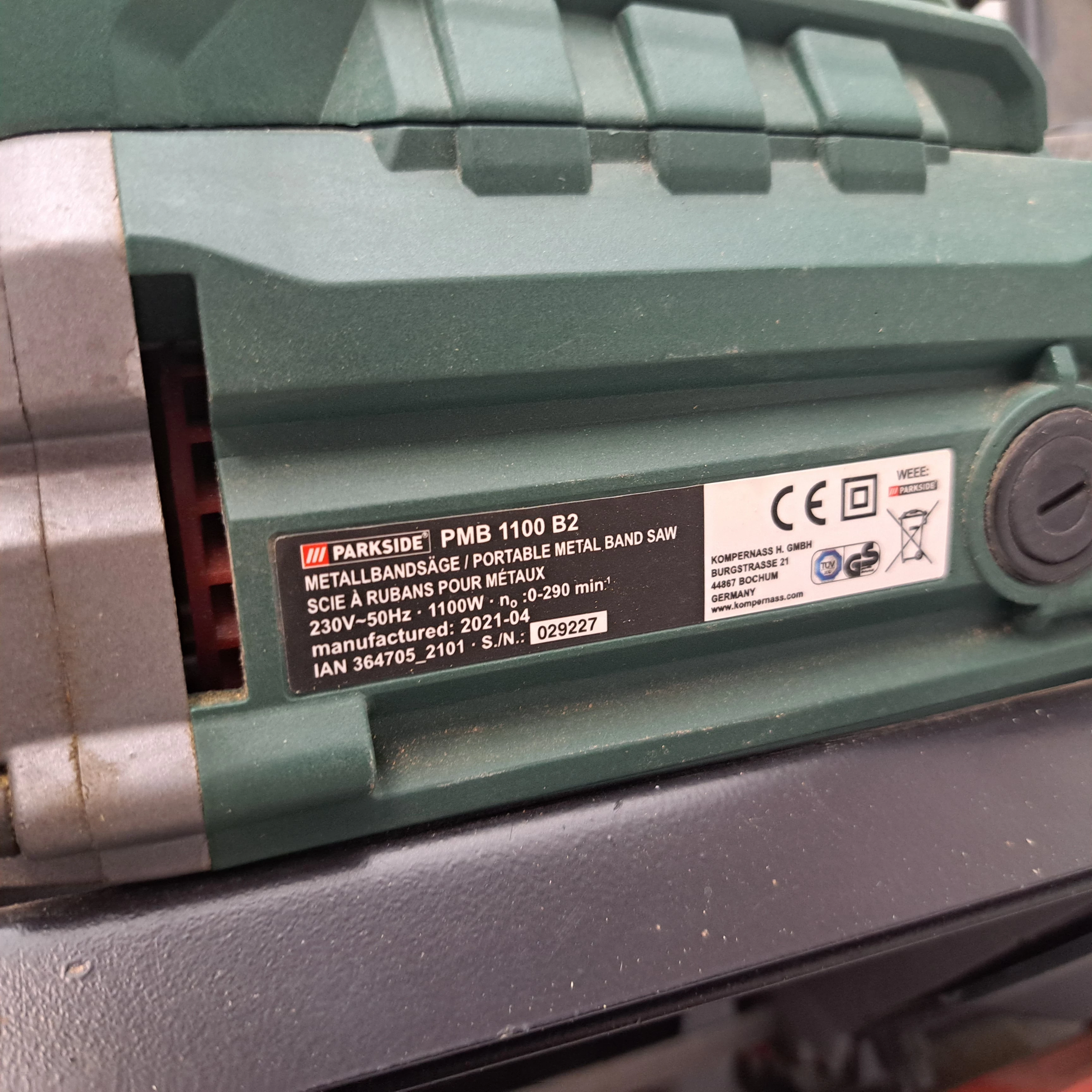 pila-tasmowa-przecinarka-do-metalu-parkside-1100w-pmb-1100-b2-marka-248811-951182
