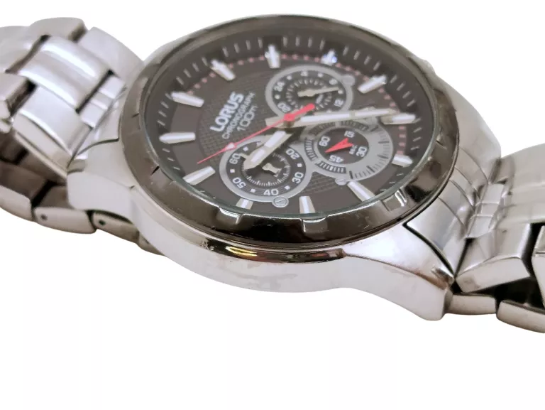 zegarek-lorus-vd53-048-grawer-na-spodzie-koperty-mechanizm-18738-1