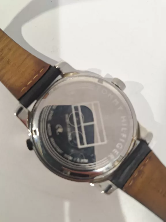 tommy-hilfiger-th-3611342526-wodoszczelnosc-129221-1