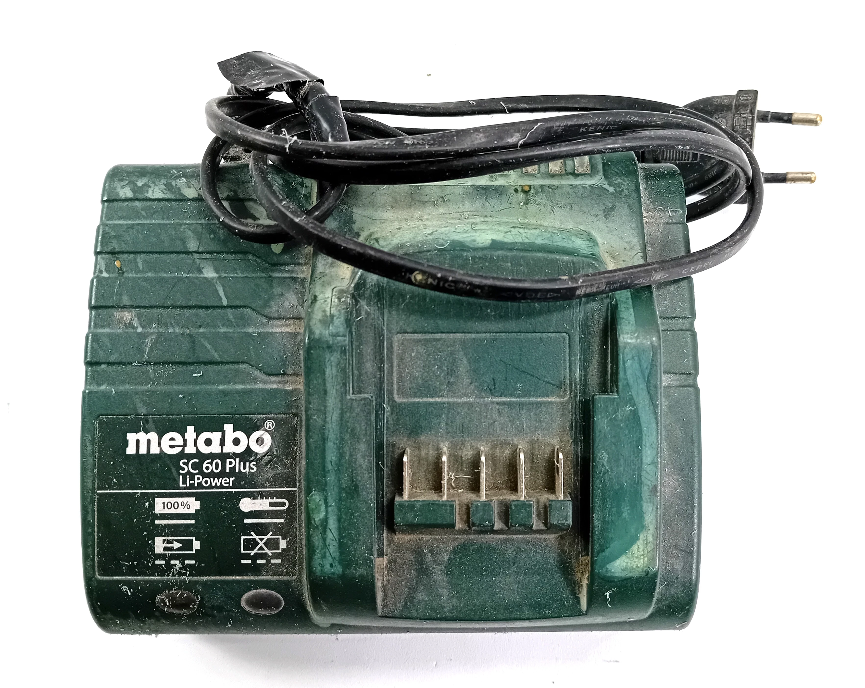 wkretarka-akumulatorowa-metabo-bs144-2-aku-15-ah-ladwal-marka-248811-950997