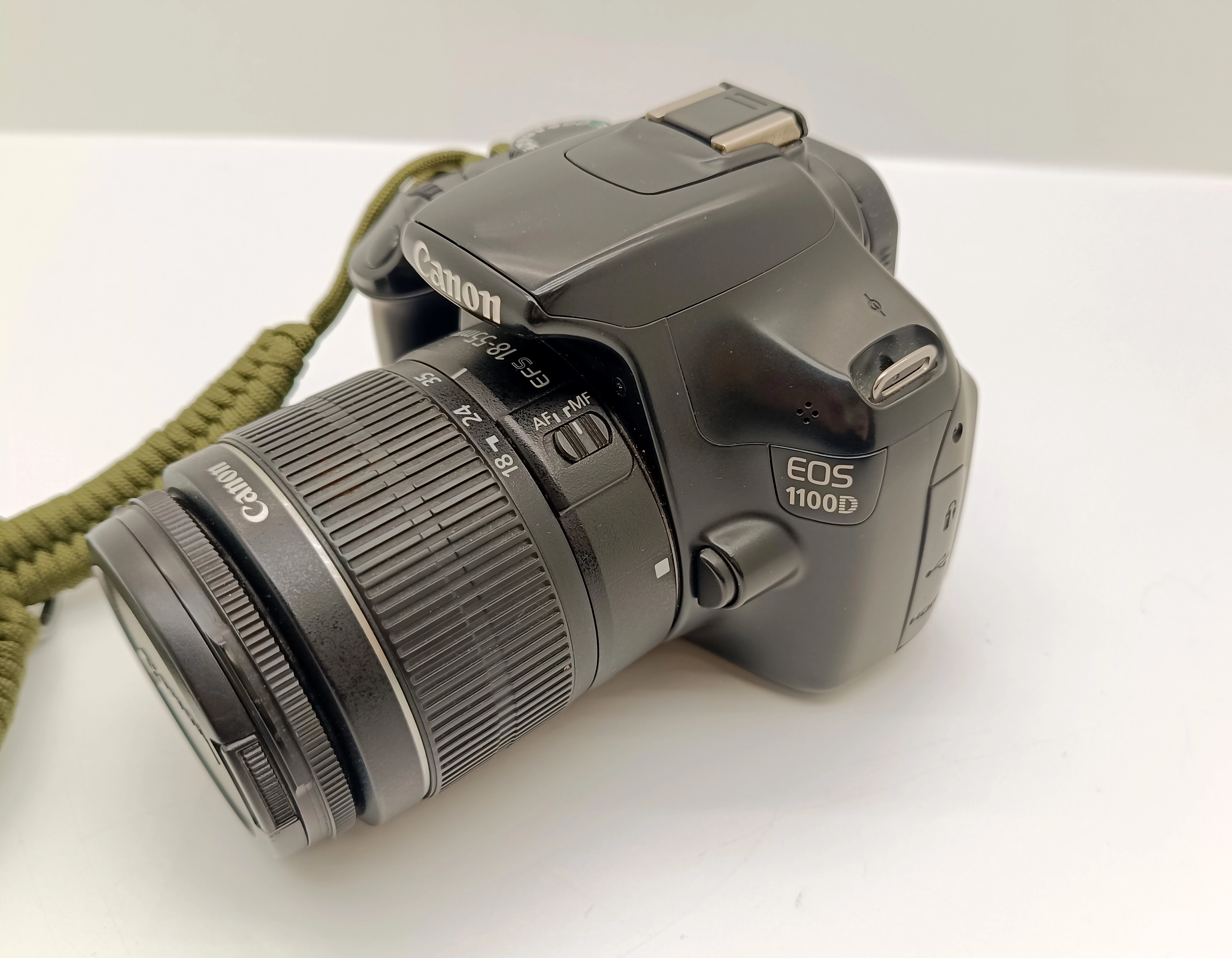 lustrzanka-canon-eos-1100d-korpus-obiektyw-efs-18-55-mm-w-zestawie-814-2