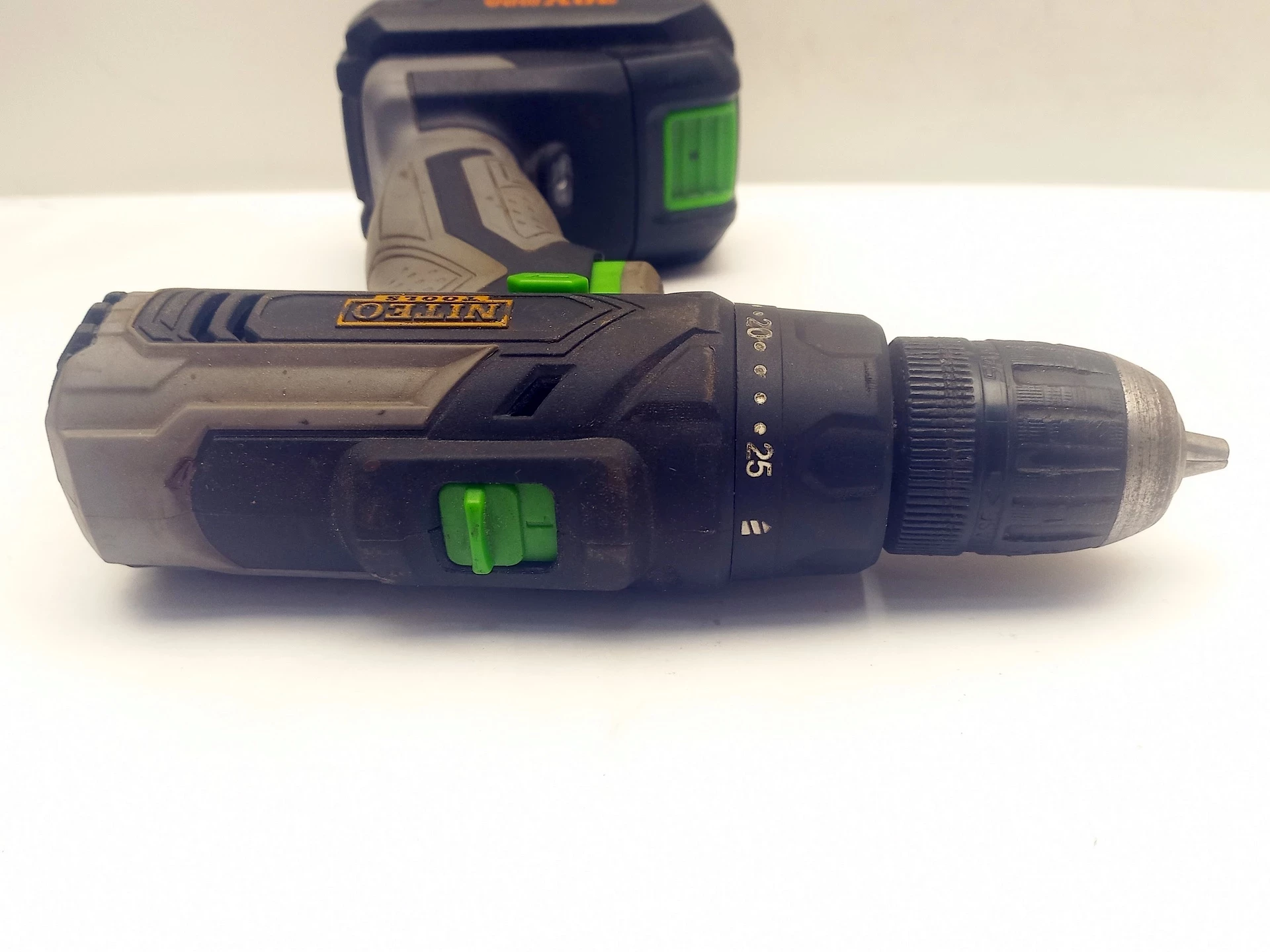 wkretarka-niteo-tools-20vms-cd434-20-walizka-pojemnosc-akumulatora-200