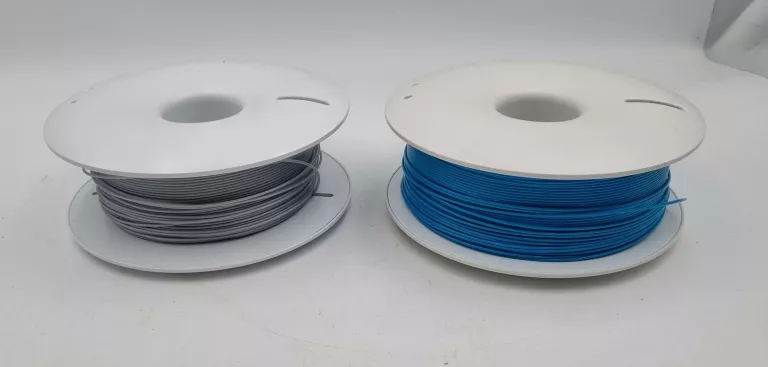 filament-fiberlogy-petg-silver-pa12-fiberlogy-blue-srednica-filamentu-175