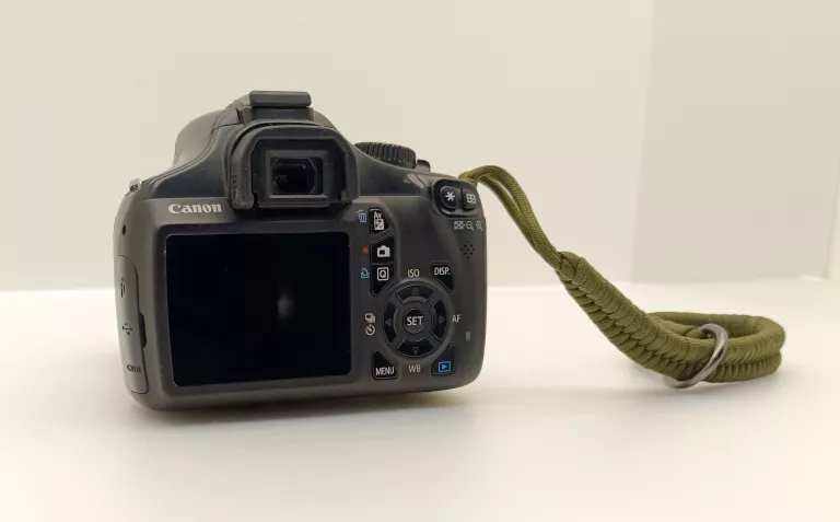 lustrzanka-canon-eos-1100d-korpus-obiektyw-efs-18-55-mm-jakosc-video-206962-228942