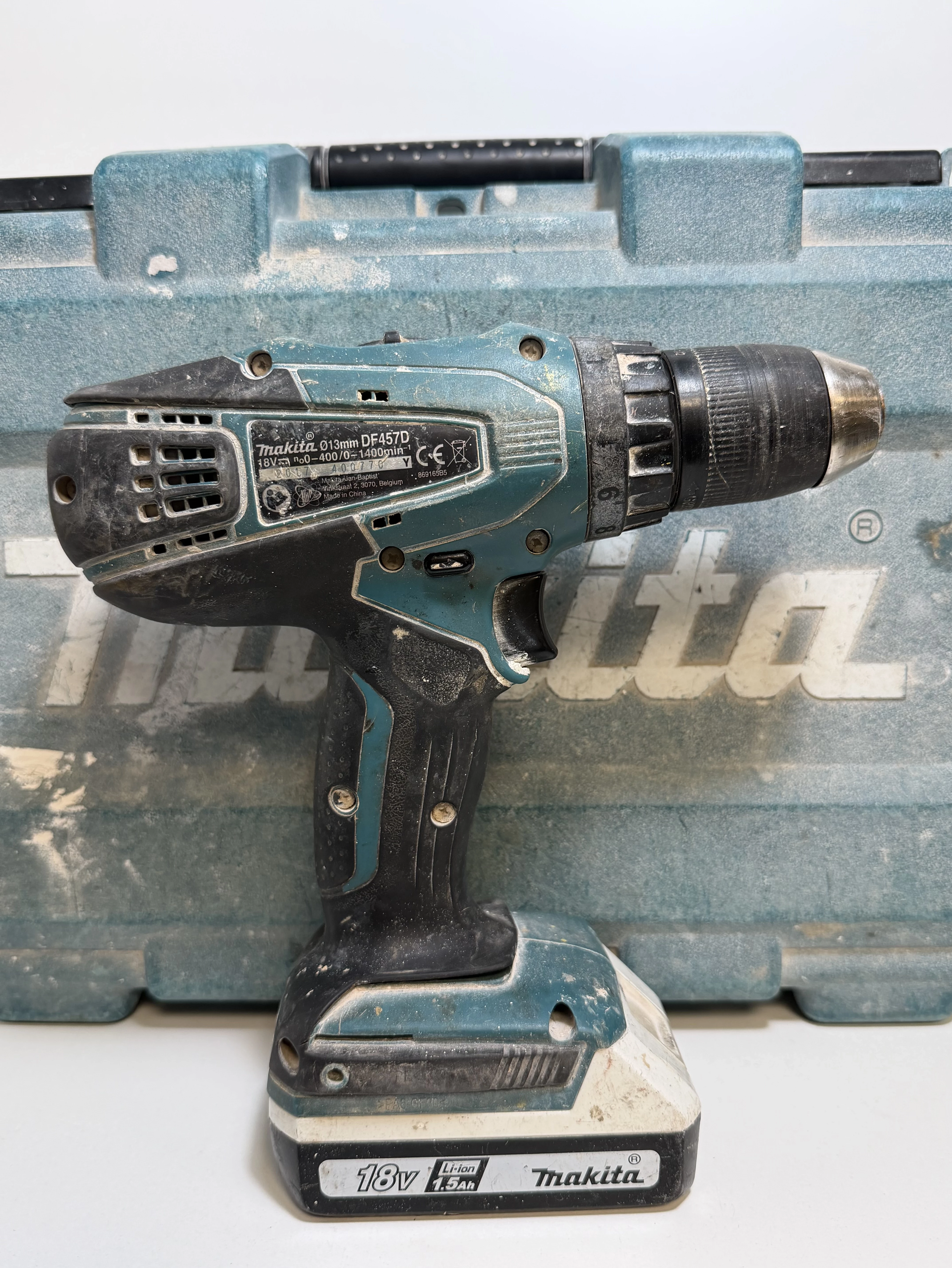 wkretarka-makita-df457dwe-2x-aku-lad-stan-11323-2