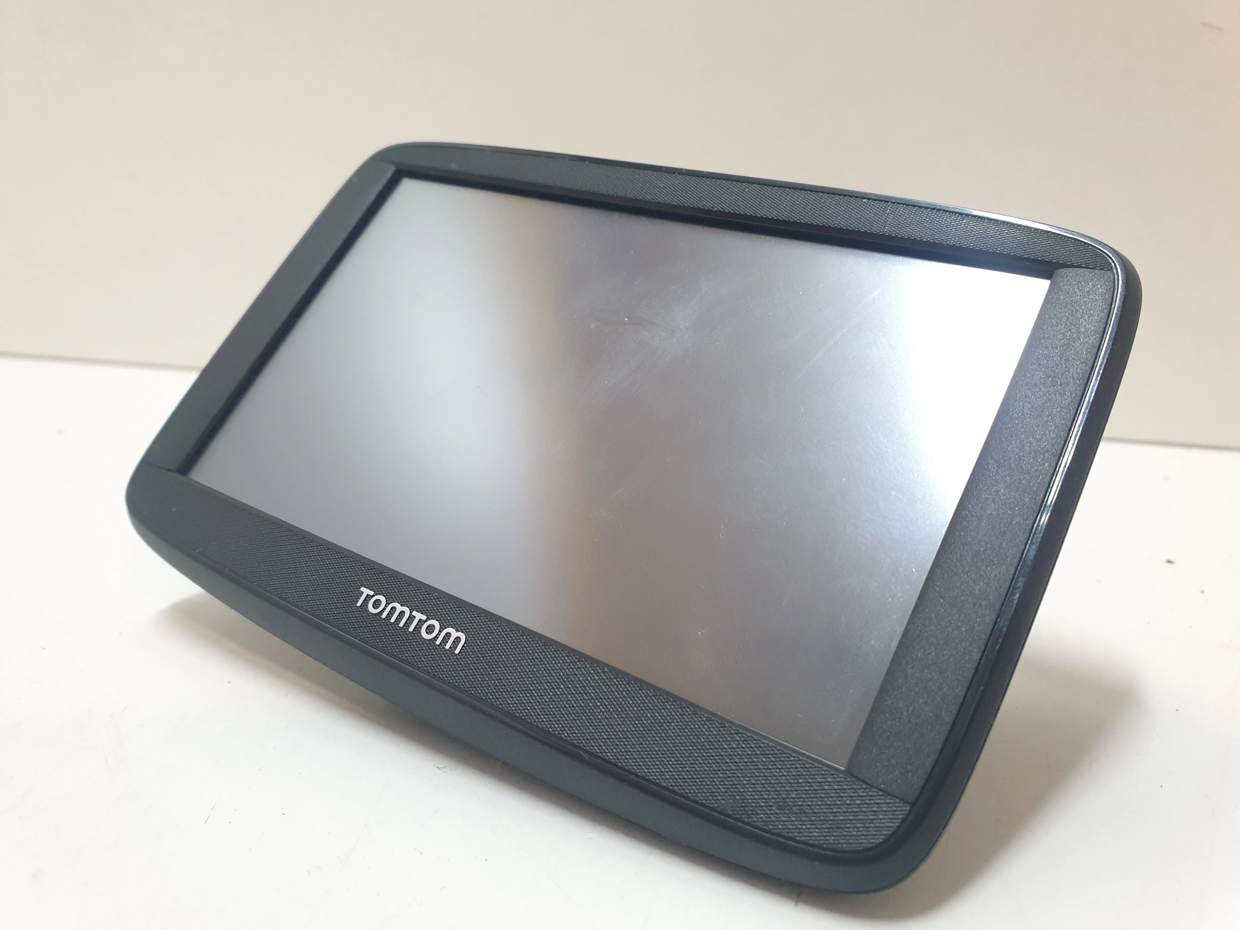 nawigacja-tomtom-start52-pudelko-rodzaj-214006-1030072