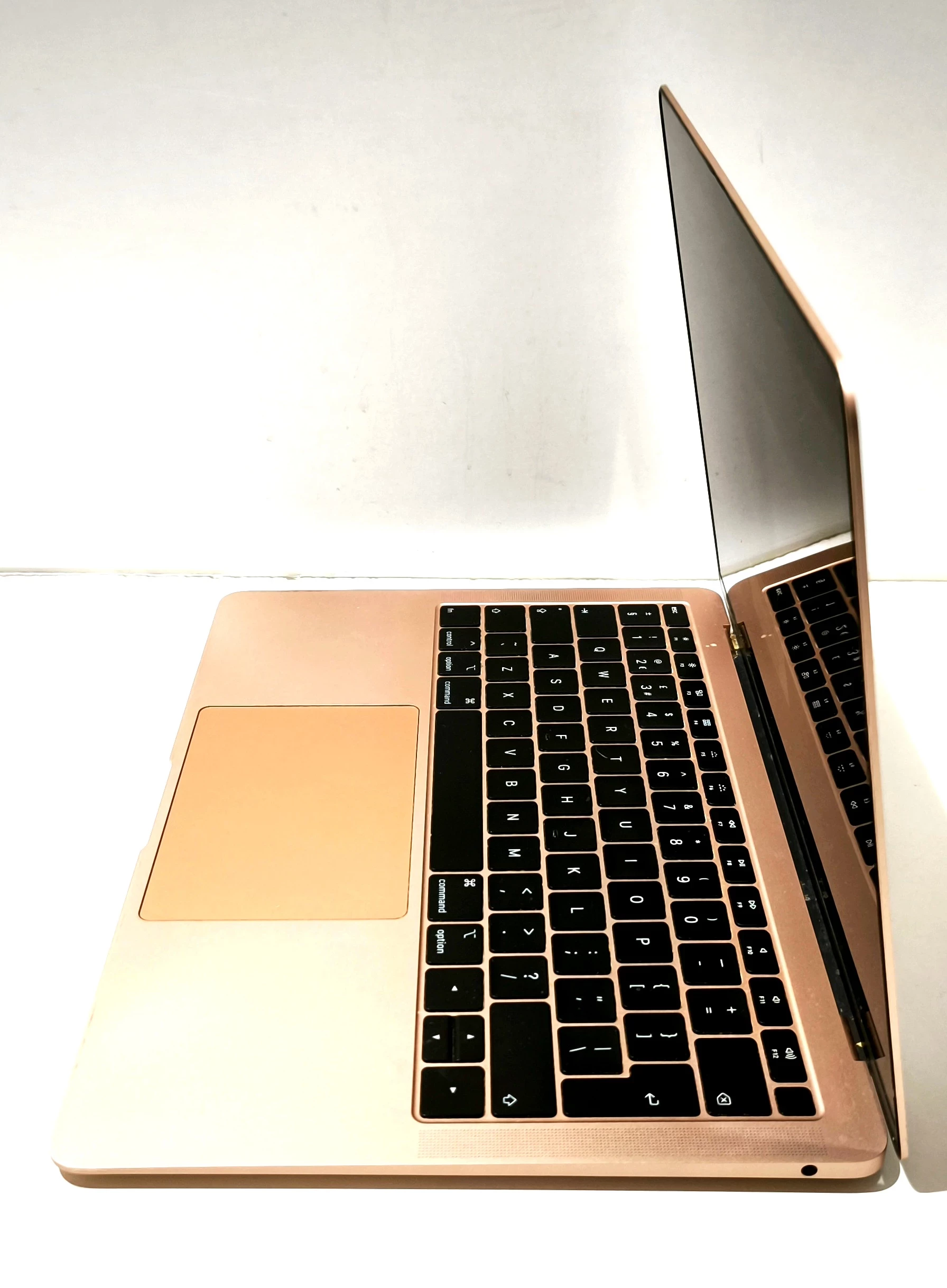 laptop-macbook-air-2018-a1932-czytopis-ean-gtin-5904665243152