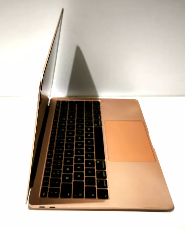 laptop-macbook-air-2018-a1932-czytopis-kod-producenta-a1932-i5-8-128