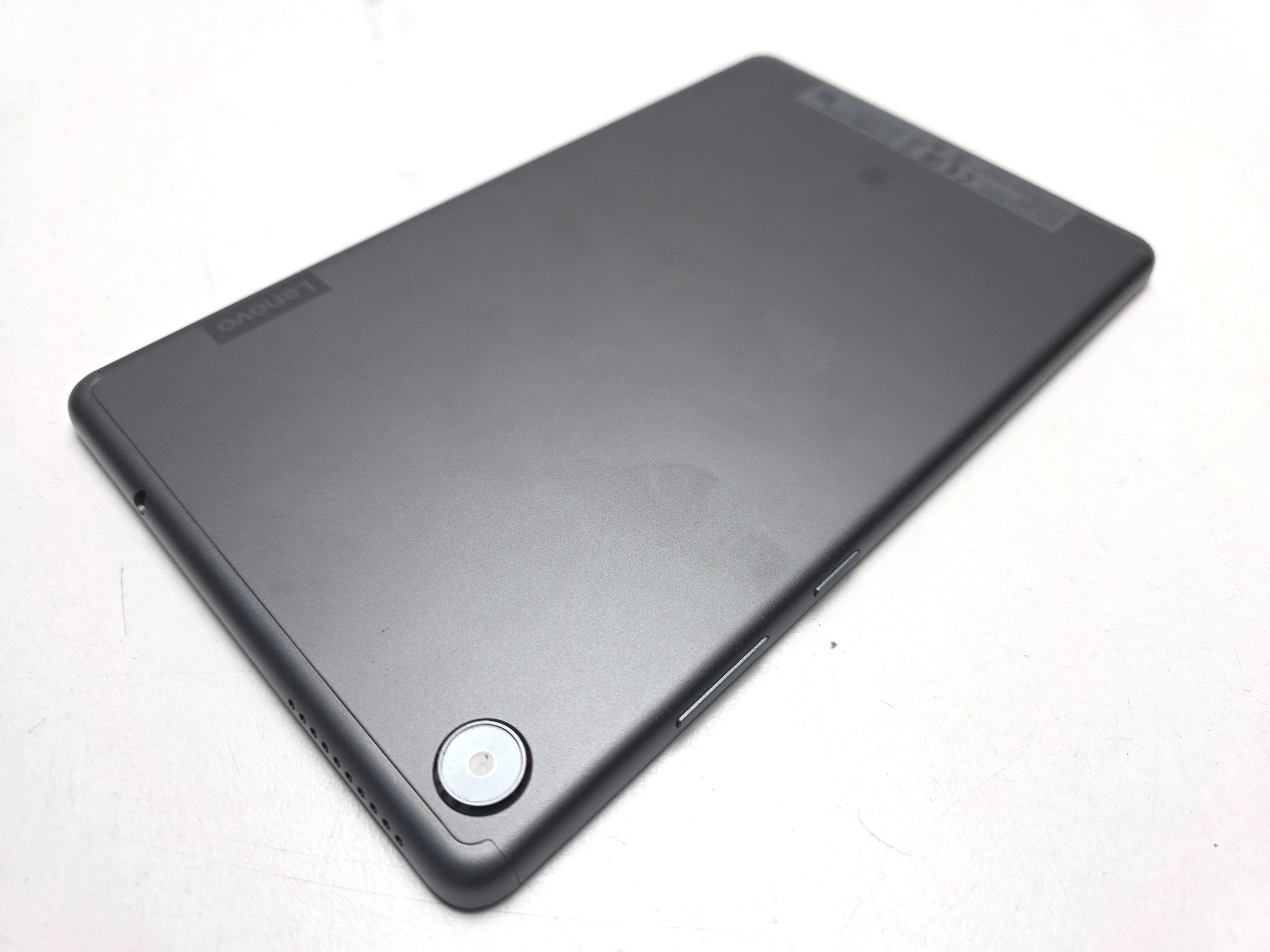 tablet-lenovo-tab-m8-tb-8505f-8-216-gb-przekatna-ekranu-800