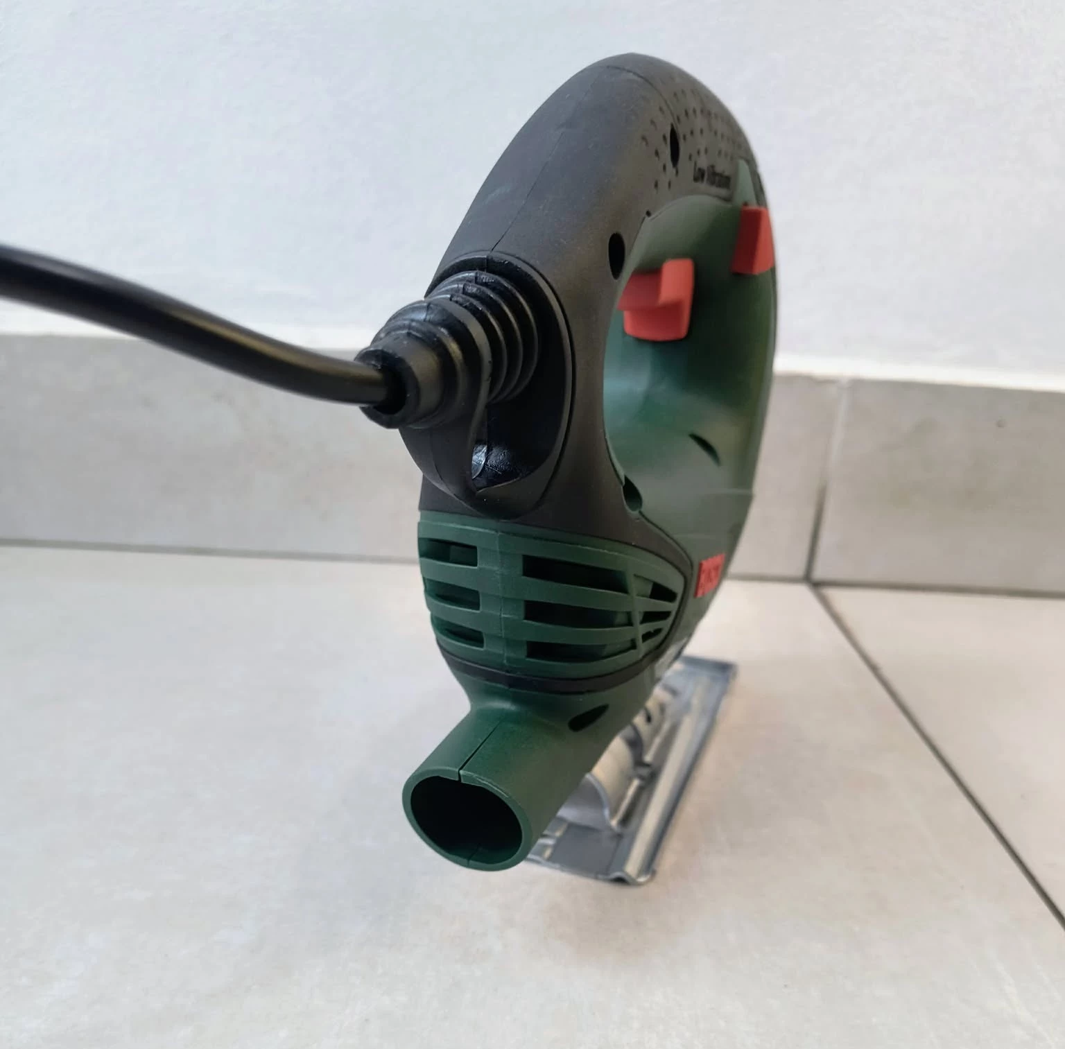 wyrzynarka-bosch-pst-650-500-w-mocowanie-brzeszczotu-205041-222245