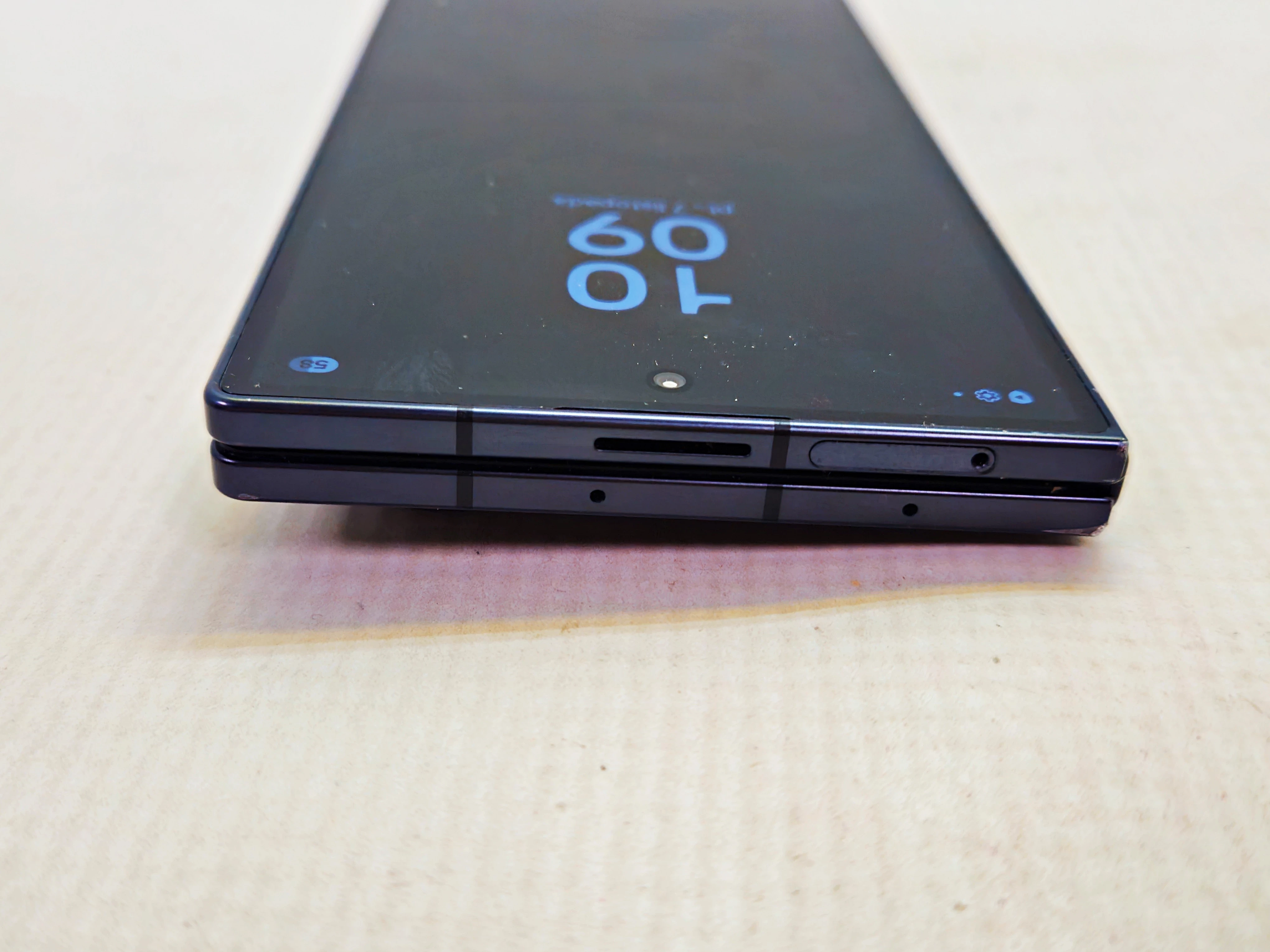 samsung-galaxy-z-fold-7-komplet-ds-51212-orange-typ-202685-212929