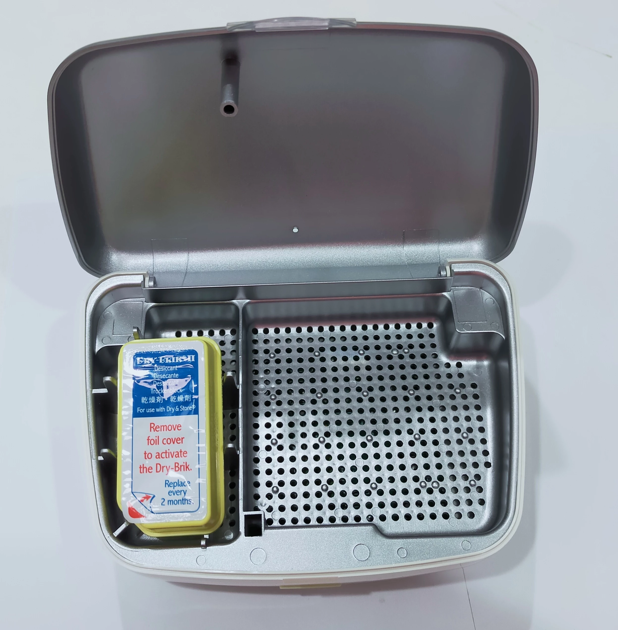 osuszacz-do-aparatow-sluchowych-breeze-trg-aa-bz-ean-gtin-810323003332