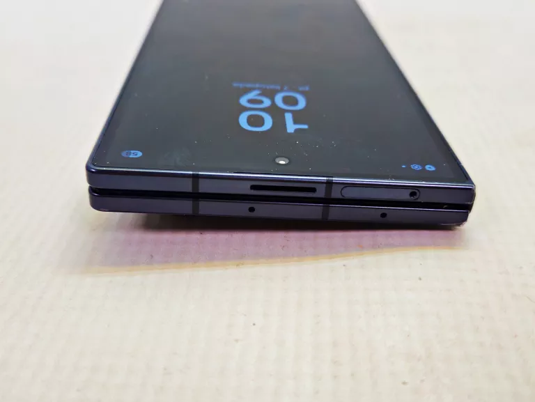 samsung-galaxy-z-fold-7-komplet-ds-51212-orange-typ-202685-212929