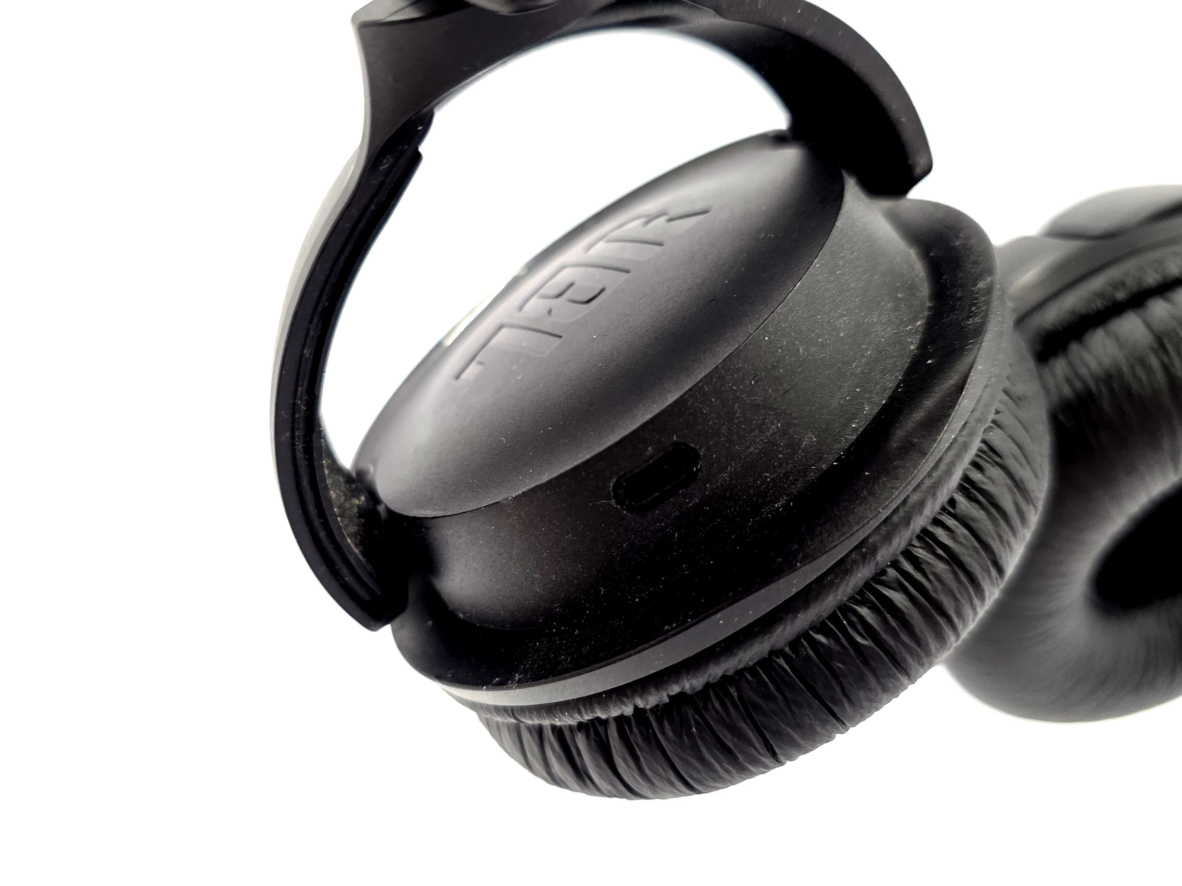 sluchawki-jbl-tune-520-bt-czarne-model-250439-1920637