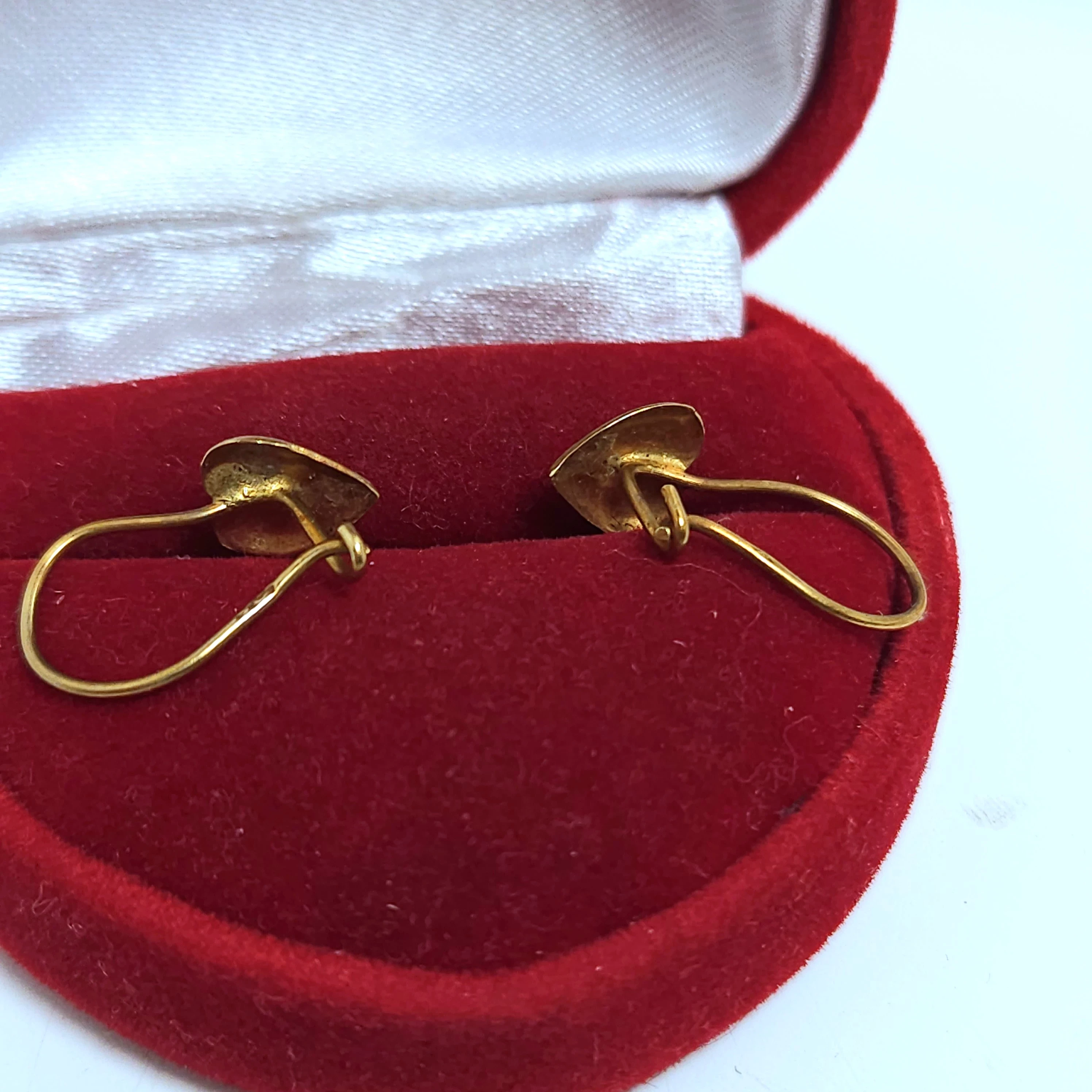 delikatne-zlote-kolczyki-serduszka-p585-089-g-rodzaj-2205-16