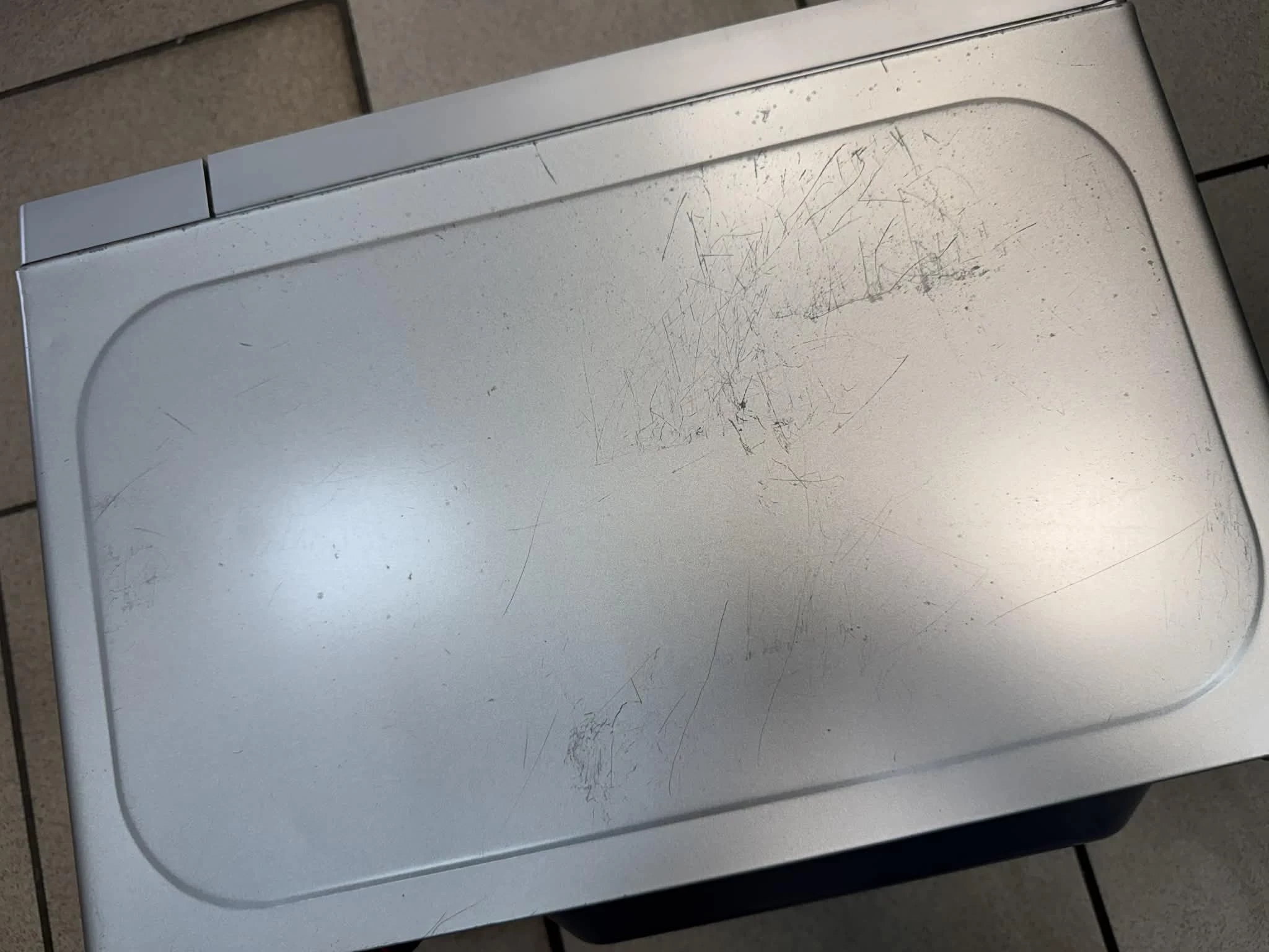 mikrofalowka-sharp-r242-800-w-kolor-dominujacy-129357-2