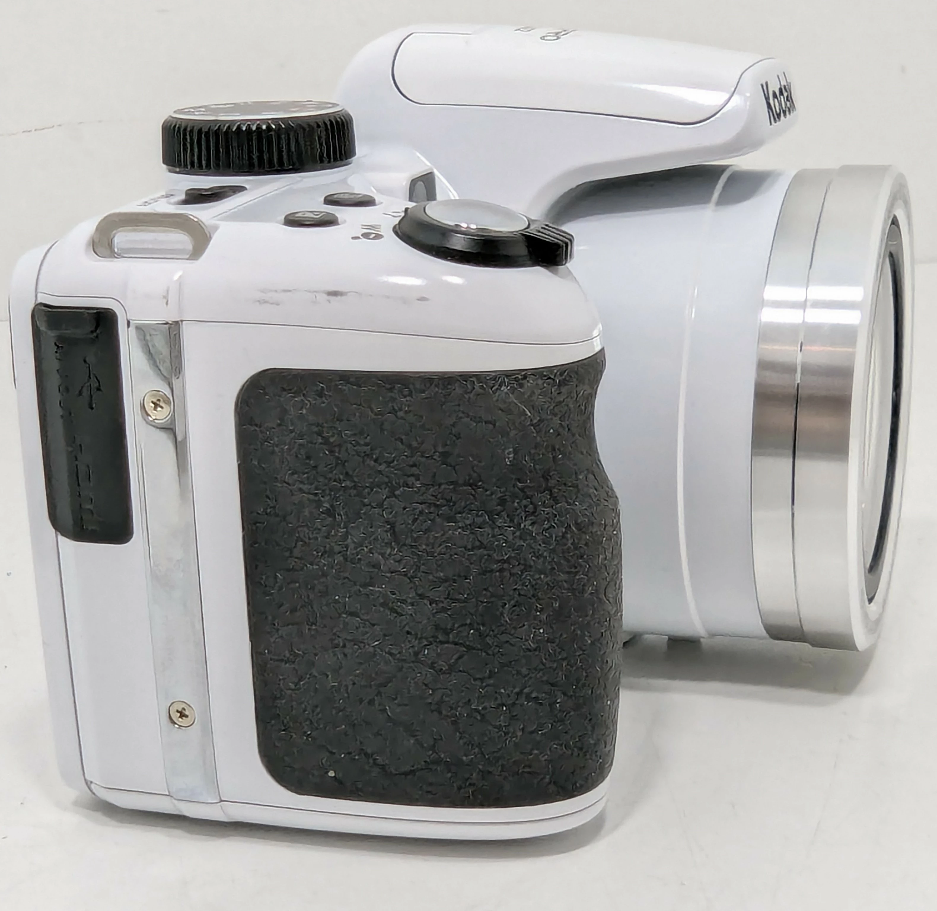 aparat-kodak-pixpro-az422-zoom-optyczny-4200