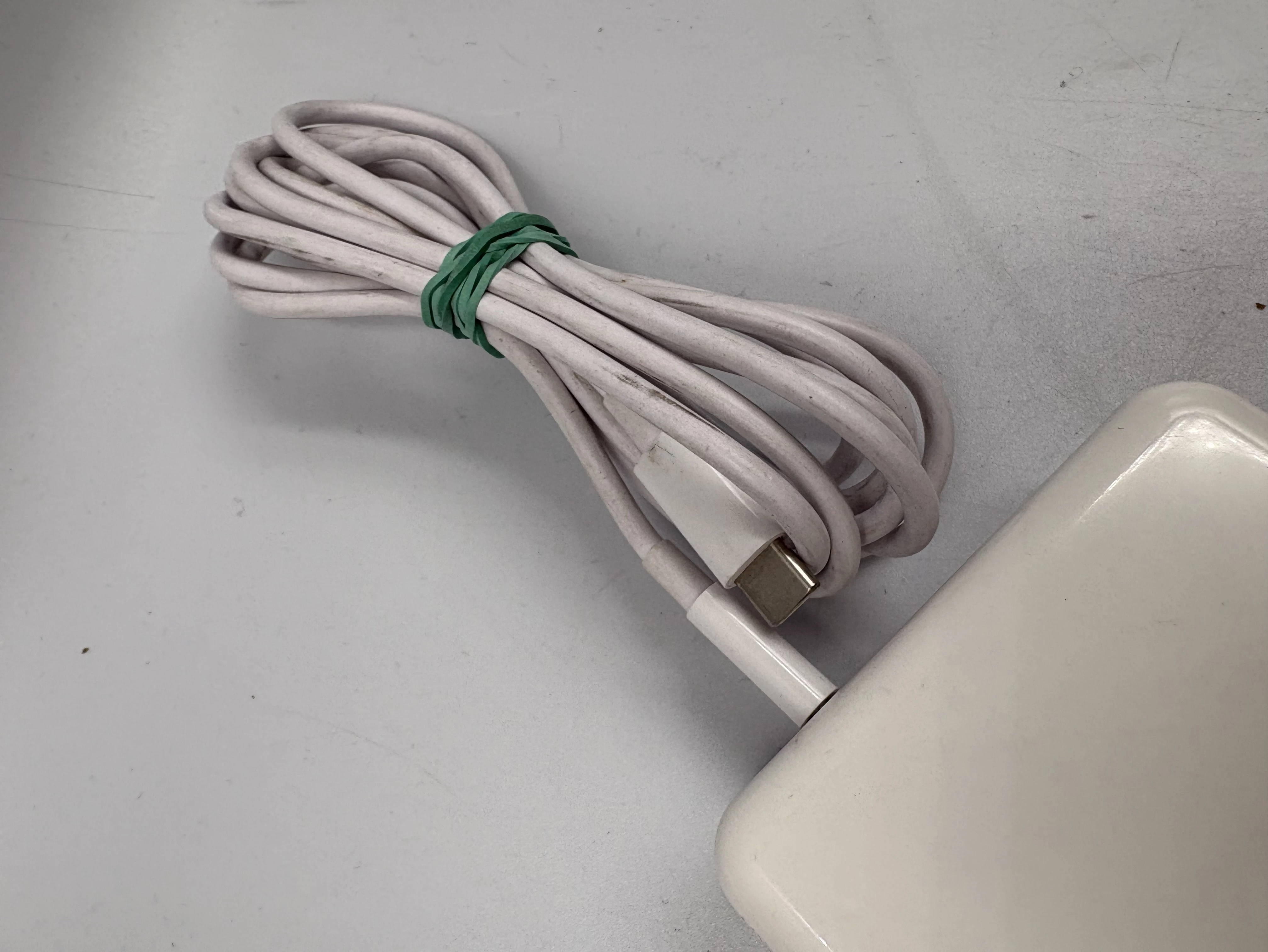 ladowarka-100w-usb-c-kabel-ean-gtin-8718964244416