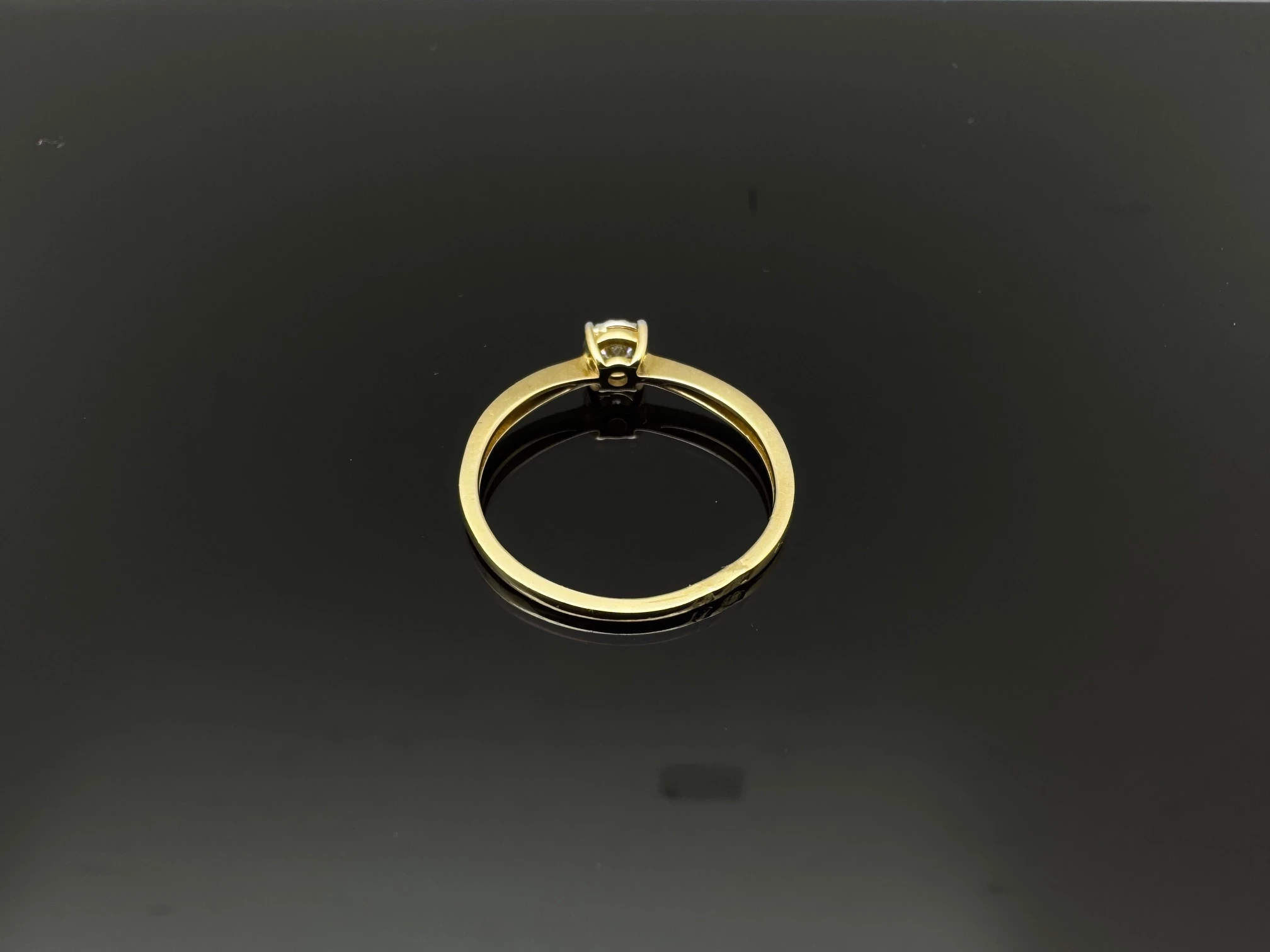 znakomity-zloty-pierscionek-z-brylantem-585-137g-r14-rodzaj-2205-2