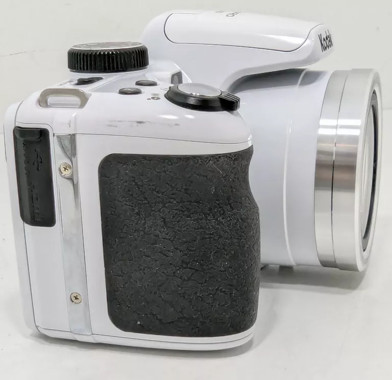 aparat-kodak-pixpro-az422-zoom-optyczny-4200