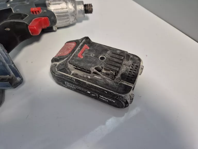 graphite-energy-zakretarka-akumulatorowa-58g012-akumulator-ladowarka-ean-gtin-5902062035400