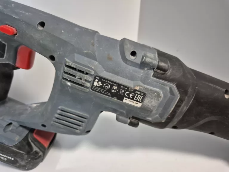 pilarka-szablowa-graphite-energy-58g017-pila-szablasta-aku-seria-58g017