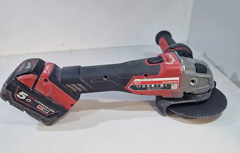 szlifierka-milwaukee-fsag125x-bateria-5ah-stan-11323-2