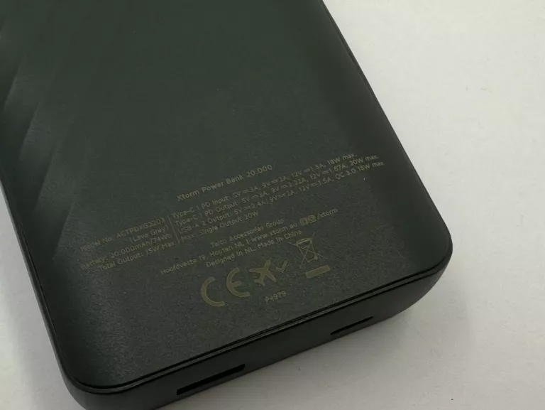 powerbank-xtorm-20000-mah-6x-fast-charges-pojemnosc-akumulatora-20000