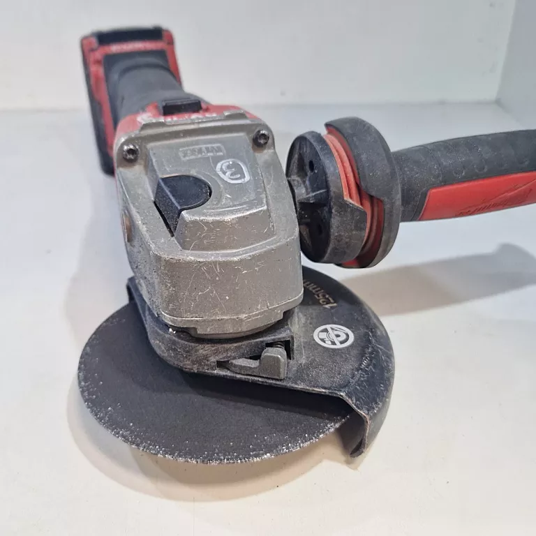 szlifierka-milwaukee-fsag125x-bateria-5ah-marka-248811-951033