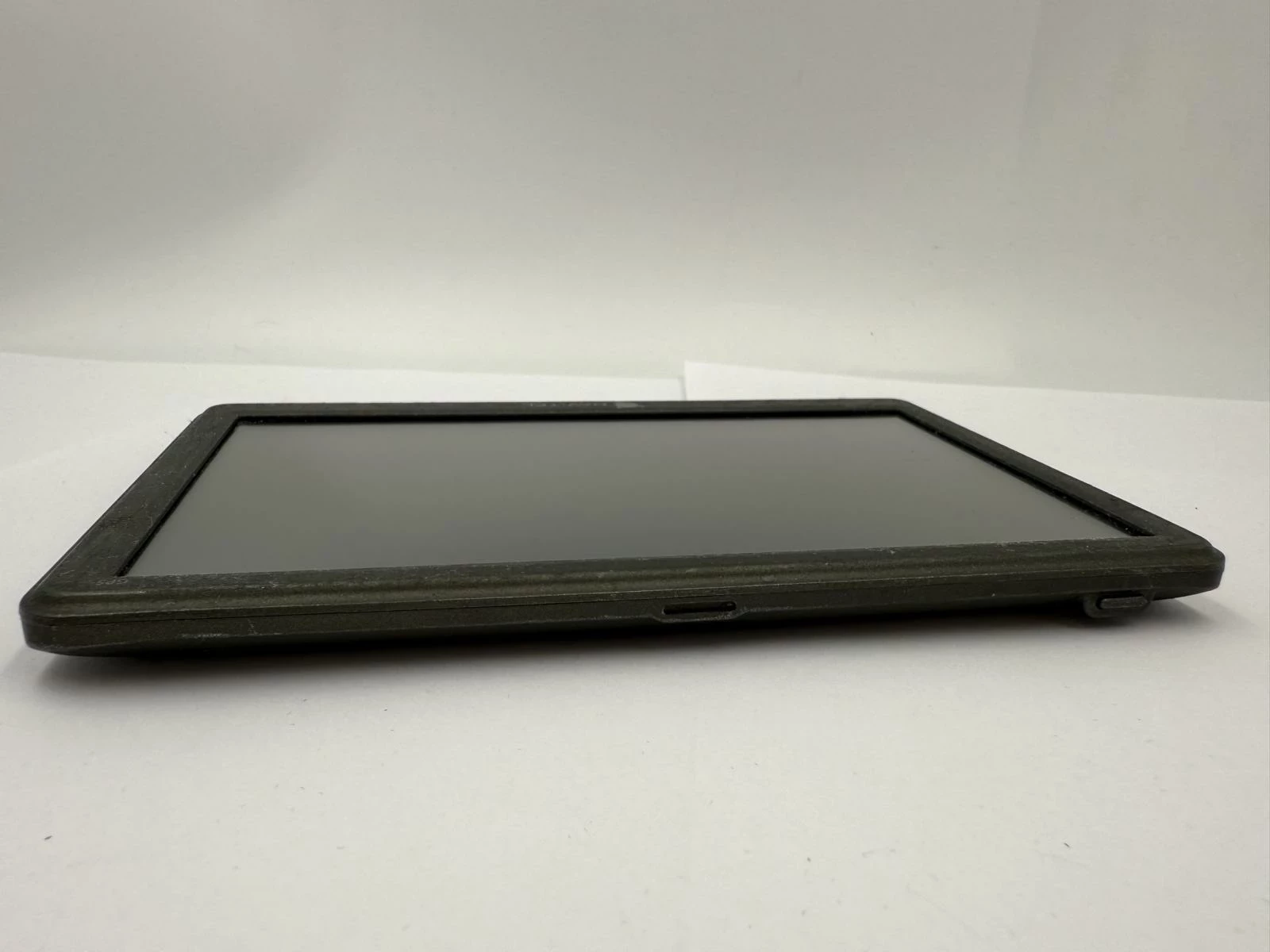 nawigacja-samochodowa-navitel-e700-europa-komplet-model-7