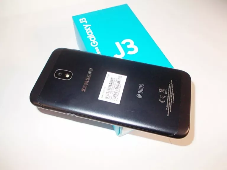telefon-samsung-galaxy-j3-2017-16gb-lad-pud-przekatna-ekranu-500