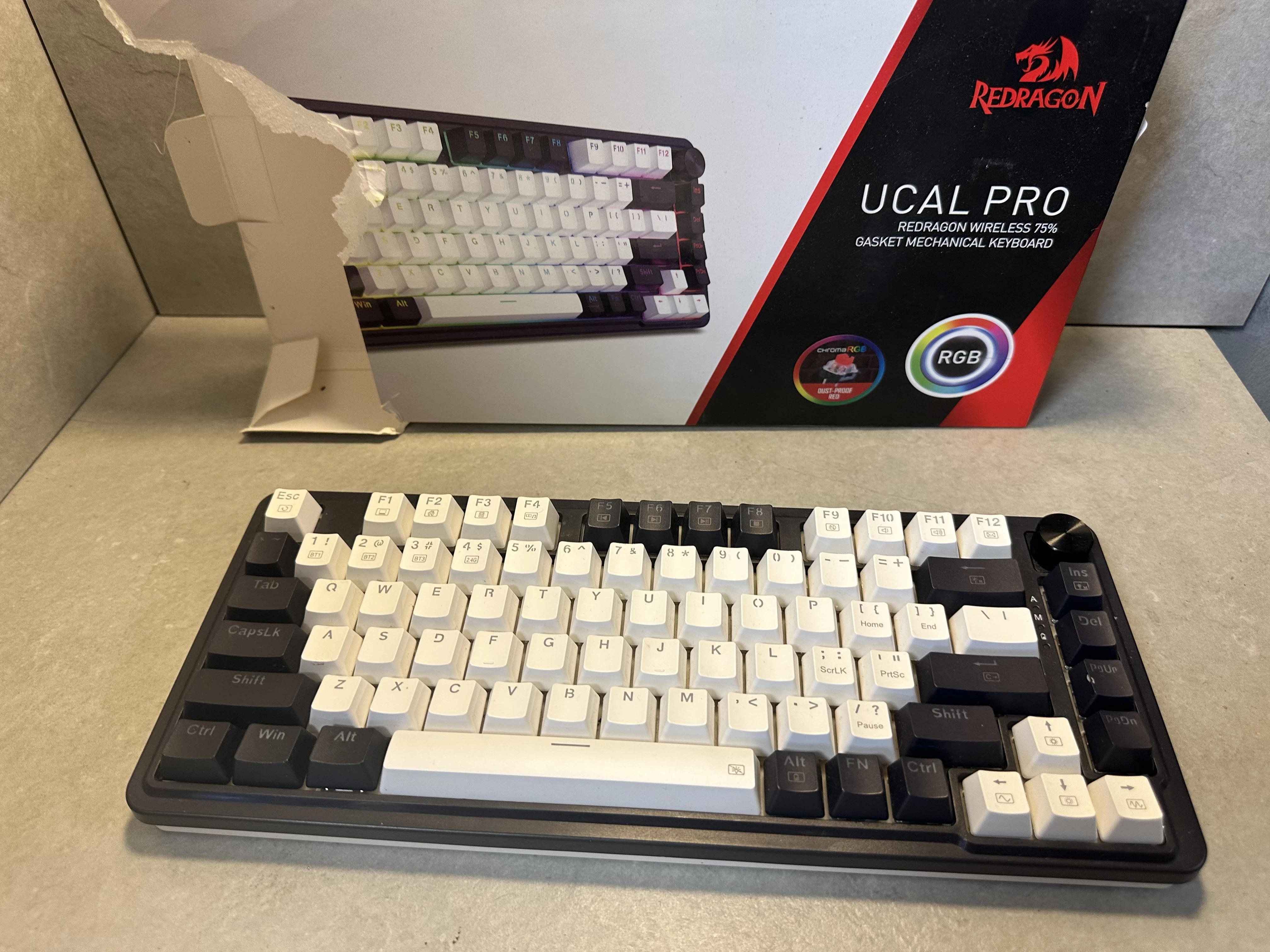 klawiatura-redragon-ucal-pro-k673-osiedle-niepodleglosci-1-krakow