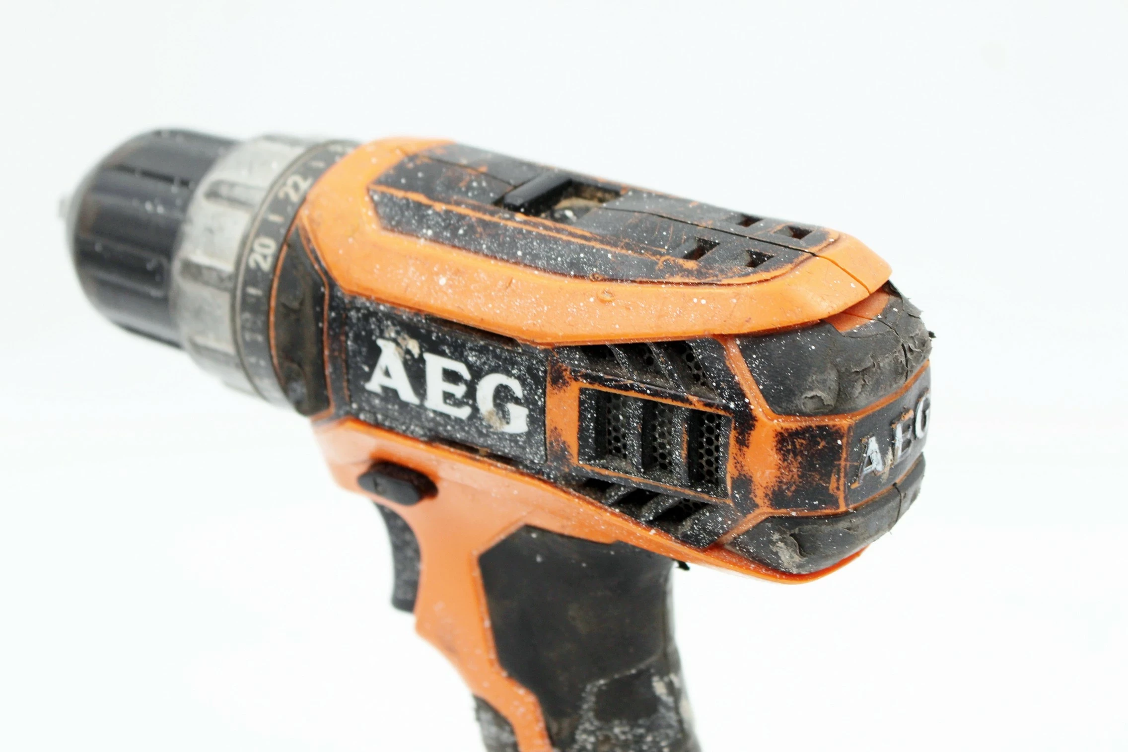 wkretarka-aeg-bs12-lad-pojemnosc-akumulatora-150