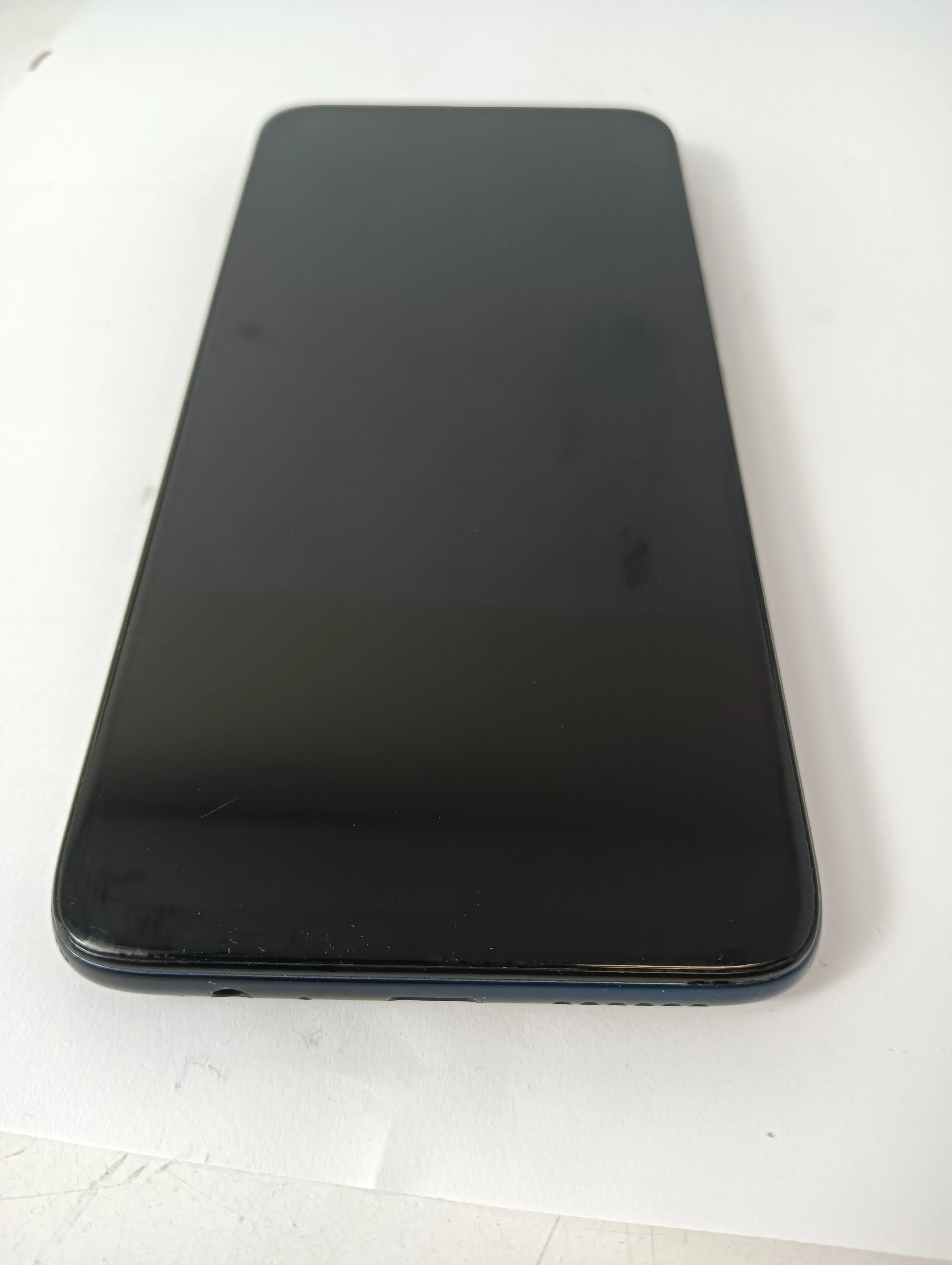 telefon-motorola-one-fusion-stan-11323-2