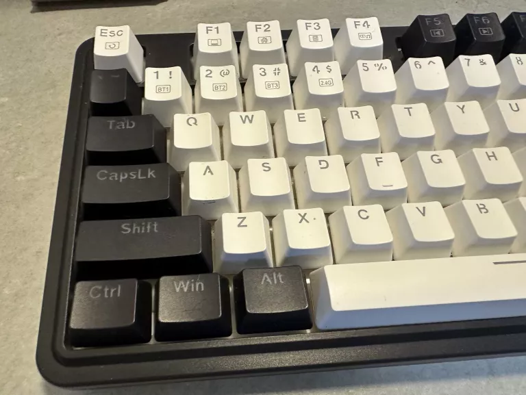 klawiatura-redragon-ucal-pro-k673-interfejs-1247-1