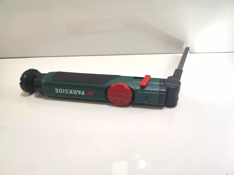 latarka-lampa-led-skladana-warsztatowa-parkside-600-lm-usb-c-magnetyczna-ean-gtin-4052916192047