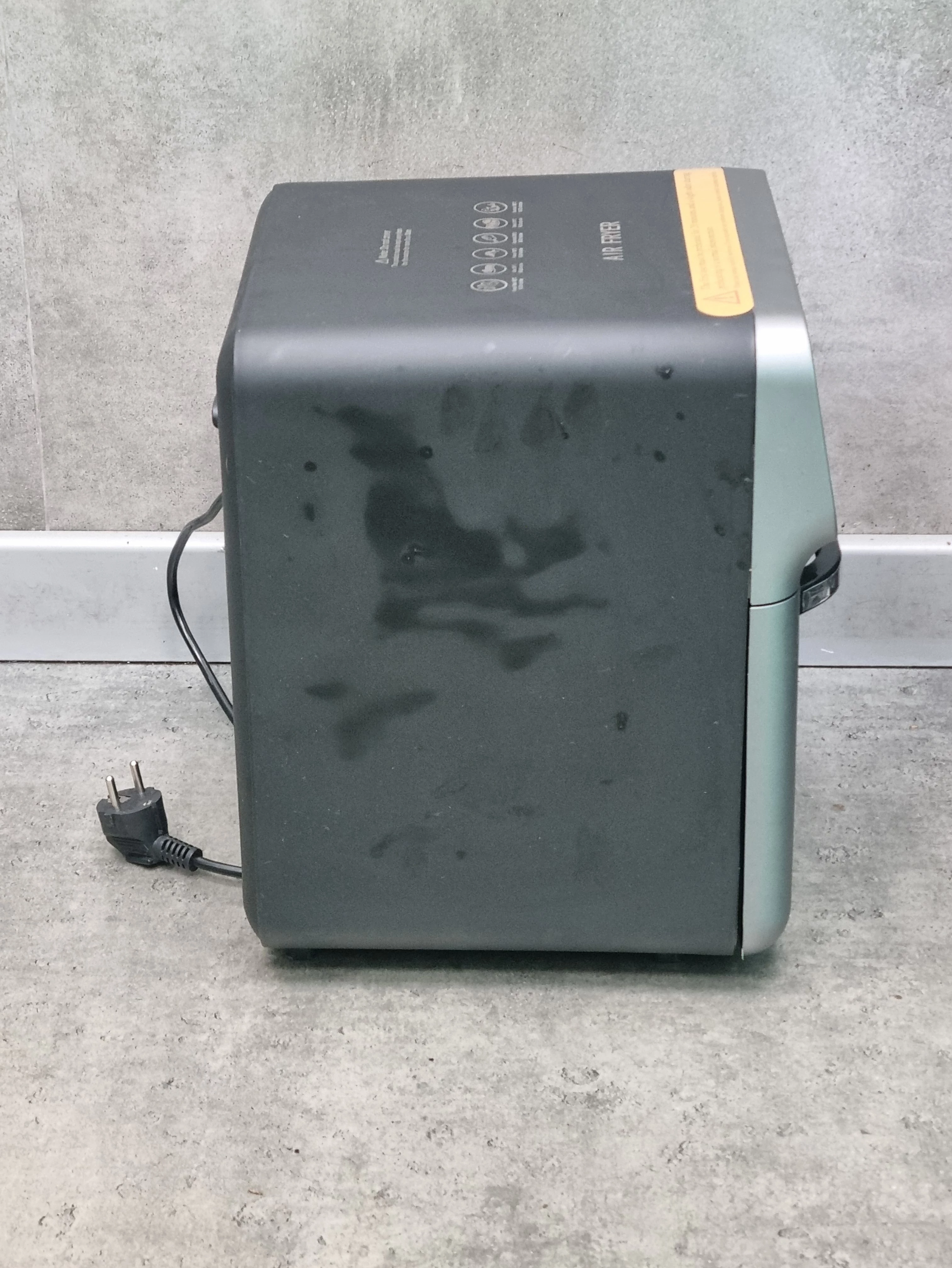 adm-air-fryer-fd-1015b-moc-135000