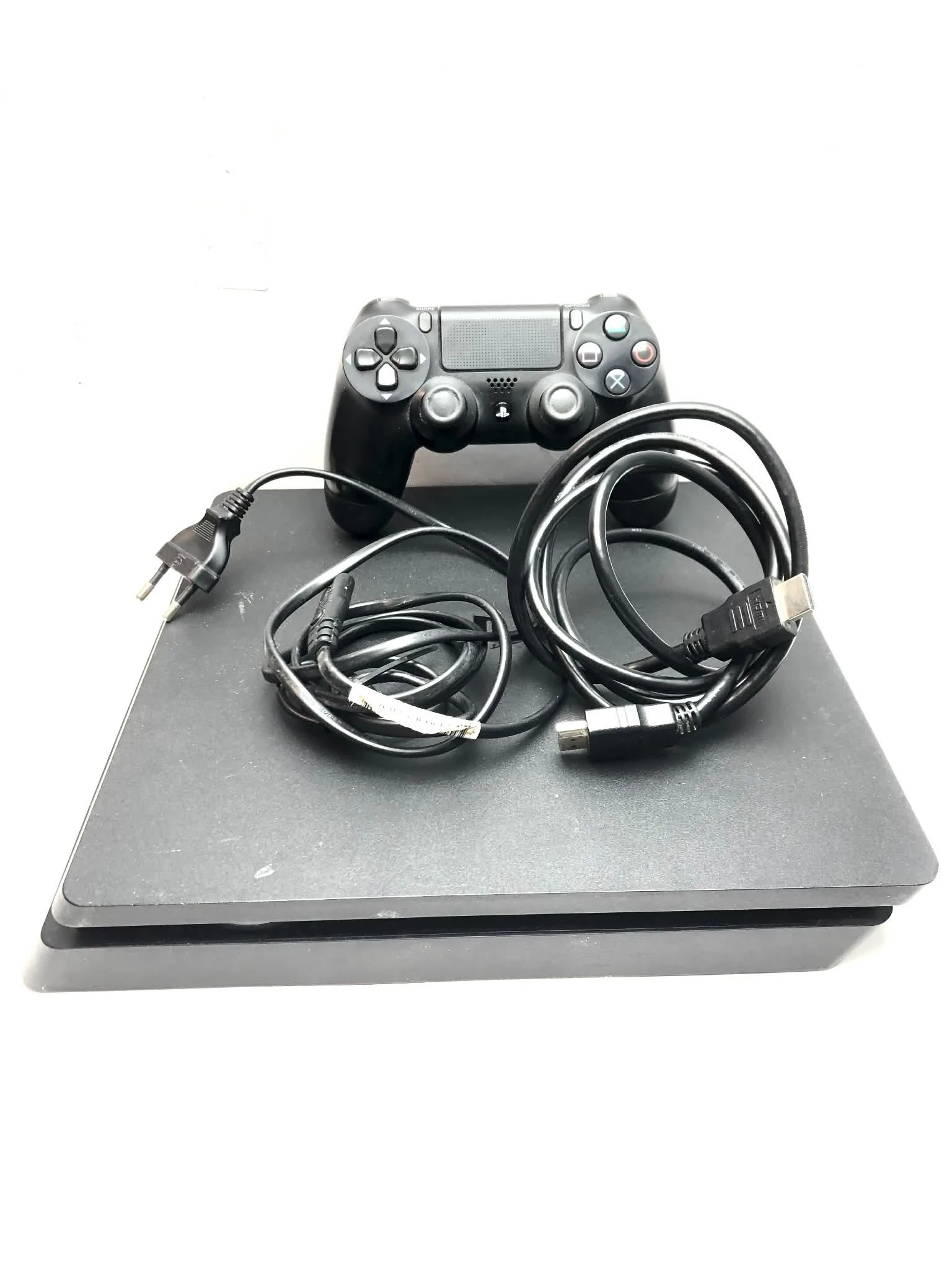 konsola-ps4-1tb-pad-kolbe-1a-pila