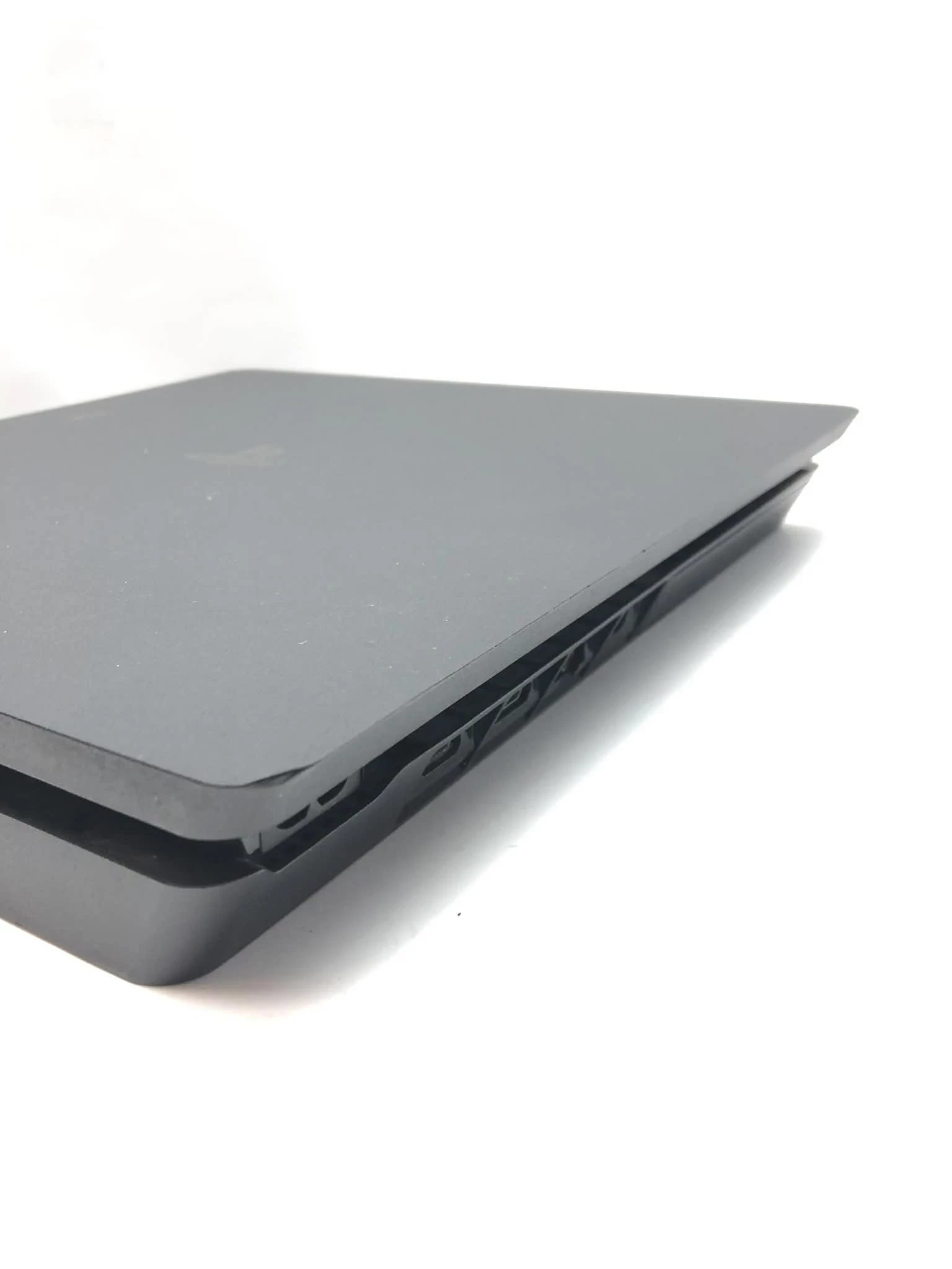 konsola-ps4-1tb-pad-ean-gtin-711719936961