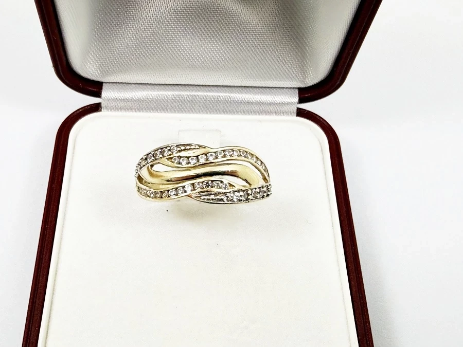 zloty-pierscionek-p585-z-cyrkoniami-rozmiar-20-waga-253g-ean-gtin-5902403180165