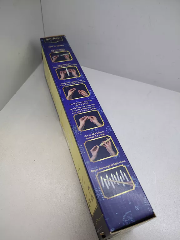 swiece-z-magiczna-rozdzka-harry-potter-marka-248811-1221749