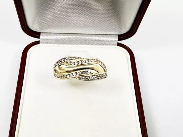 zloty-pierscionek-p585-z-cyrkoniami-rozmiar-20-waga-253g-ean-gtin-5902403180165