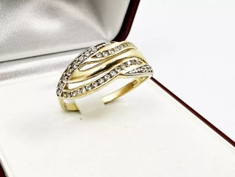 zloty-pierscionek-p585-z-cyrkoniami-rozmiar-20-waga-253g-rodzaj-2205-2