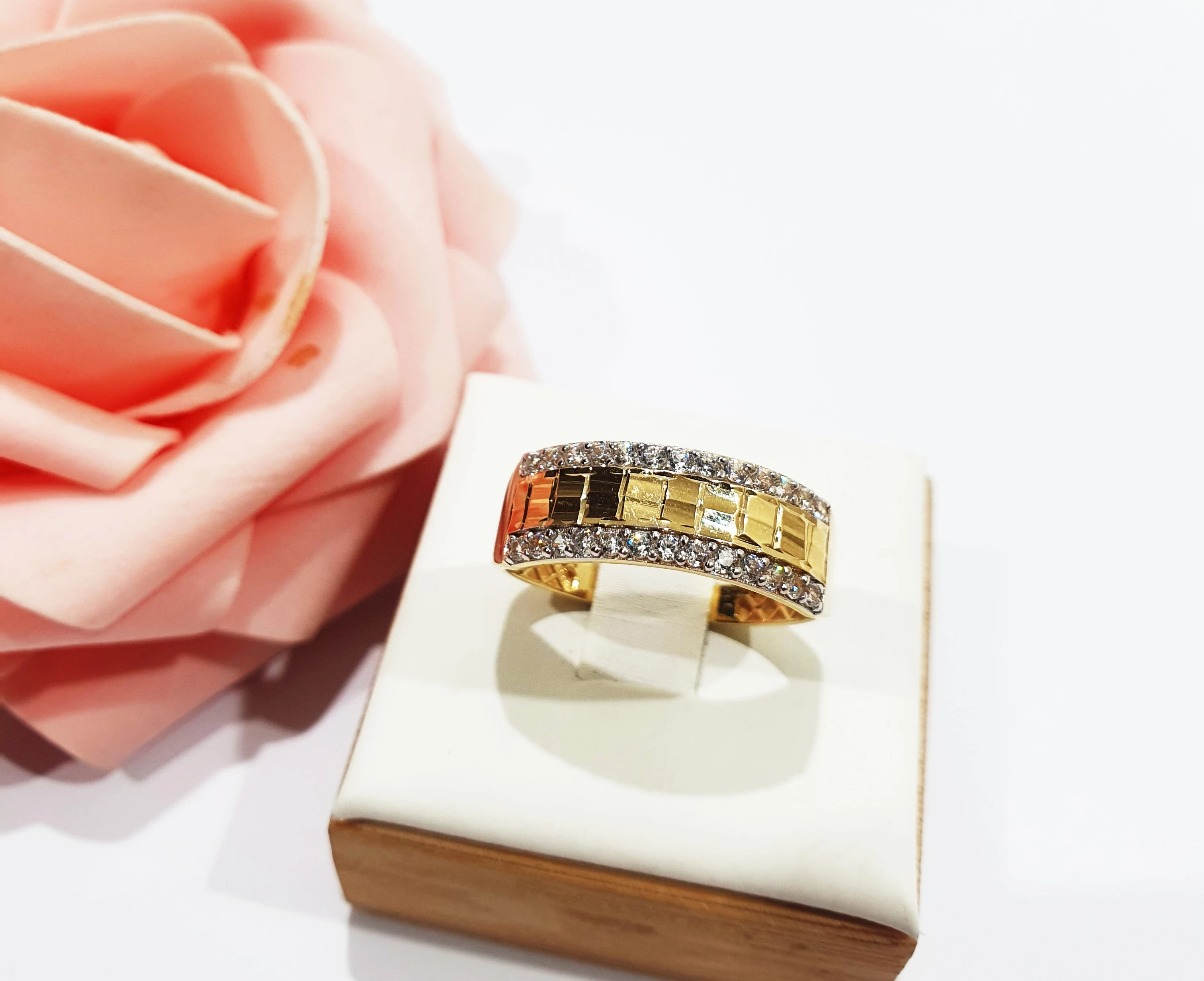 wyjatkowy-zloty-pierscionek-585ct-rodzaj-2205-2